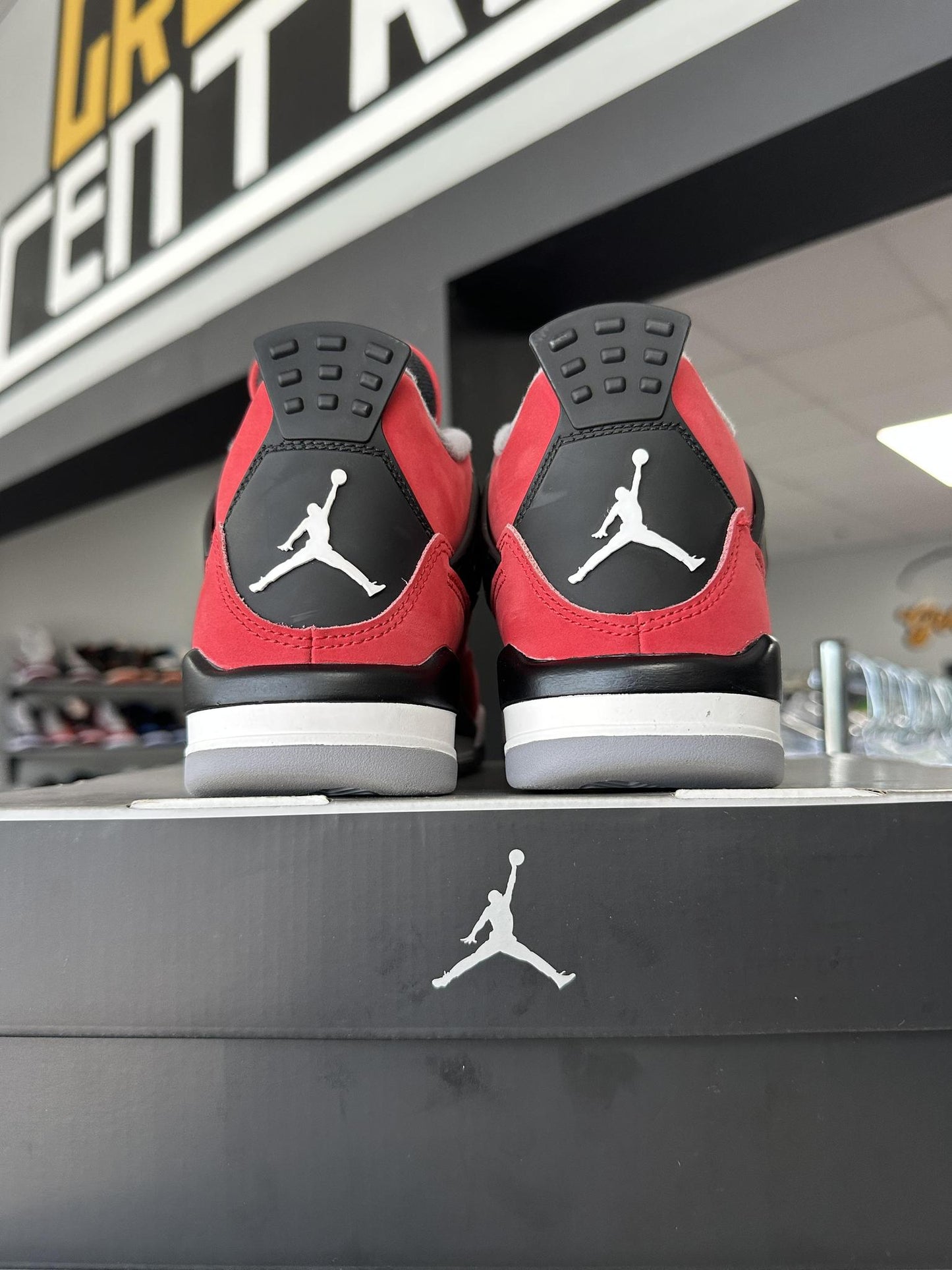 Jordan 4 "Toro" Size 4Y/6.5W