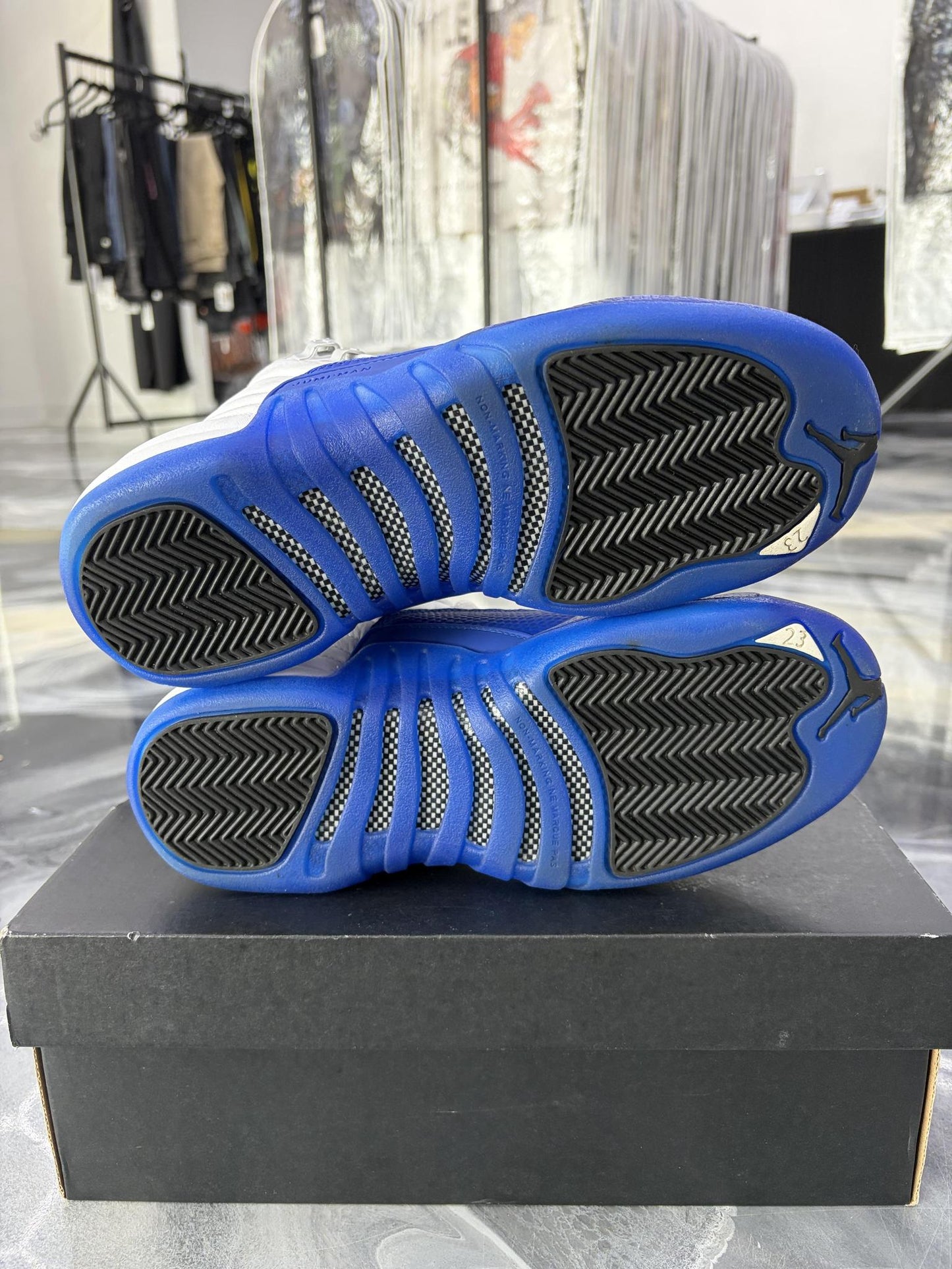 Jordan 12 "Blueberry" Used Size 6Y/7.5W