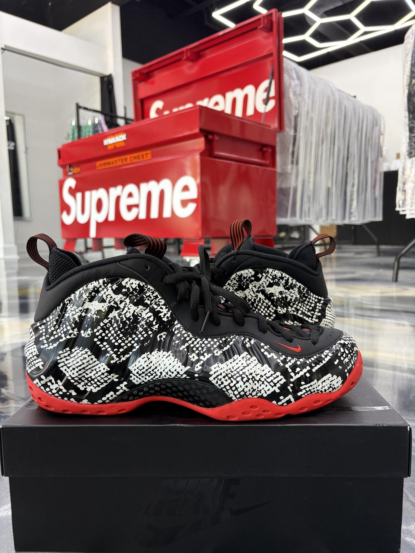 Nike Air Foamposite One "Albino Snakeskin" Used Size 12