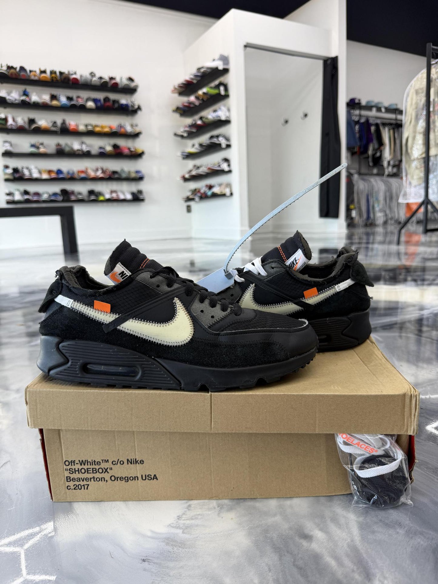 Nike Air Max 90 "Off White" Used Size 12