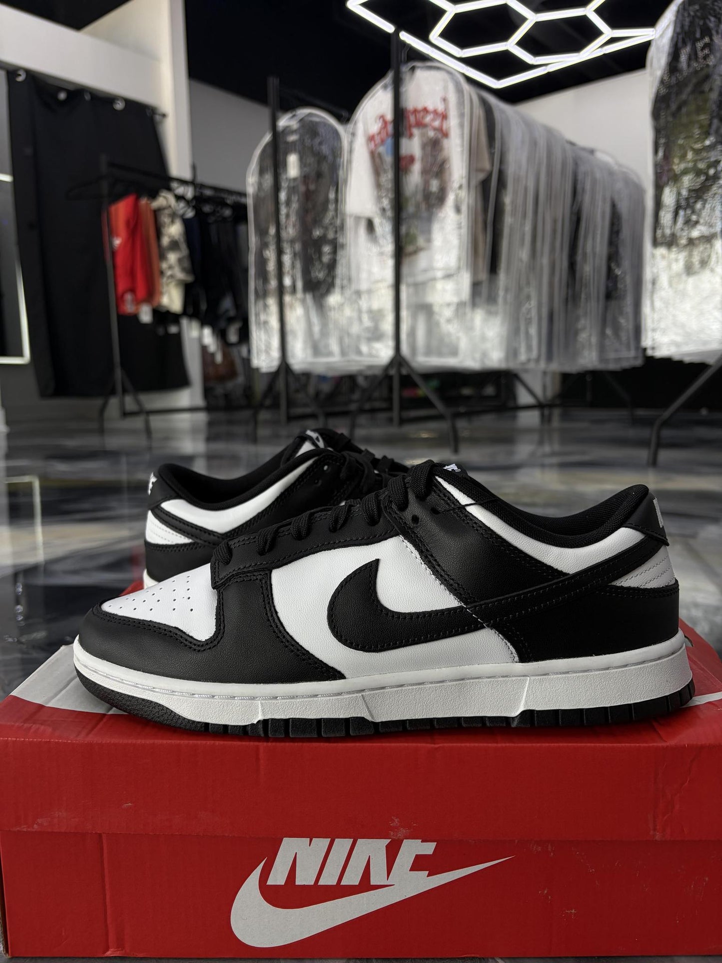 Nike Dunk Low "Panda" Used Size 10.5