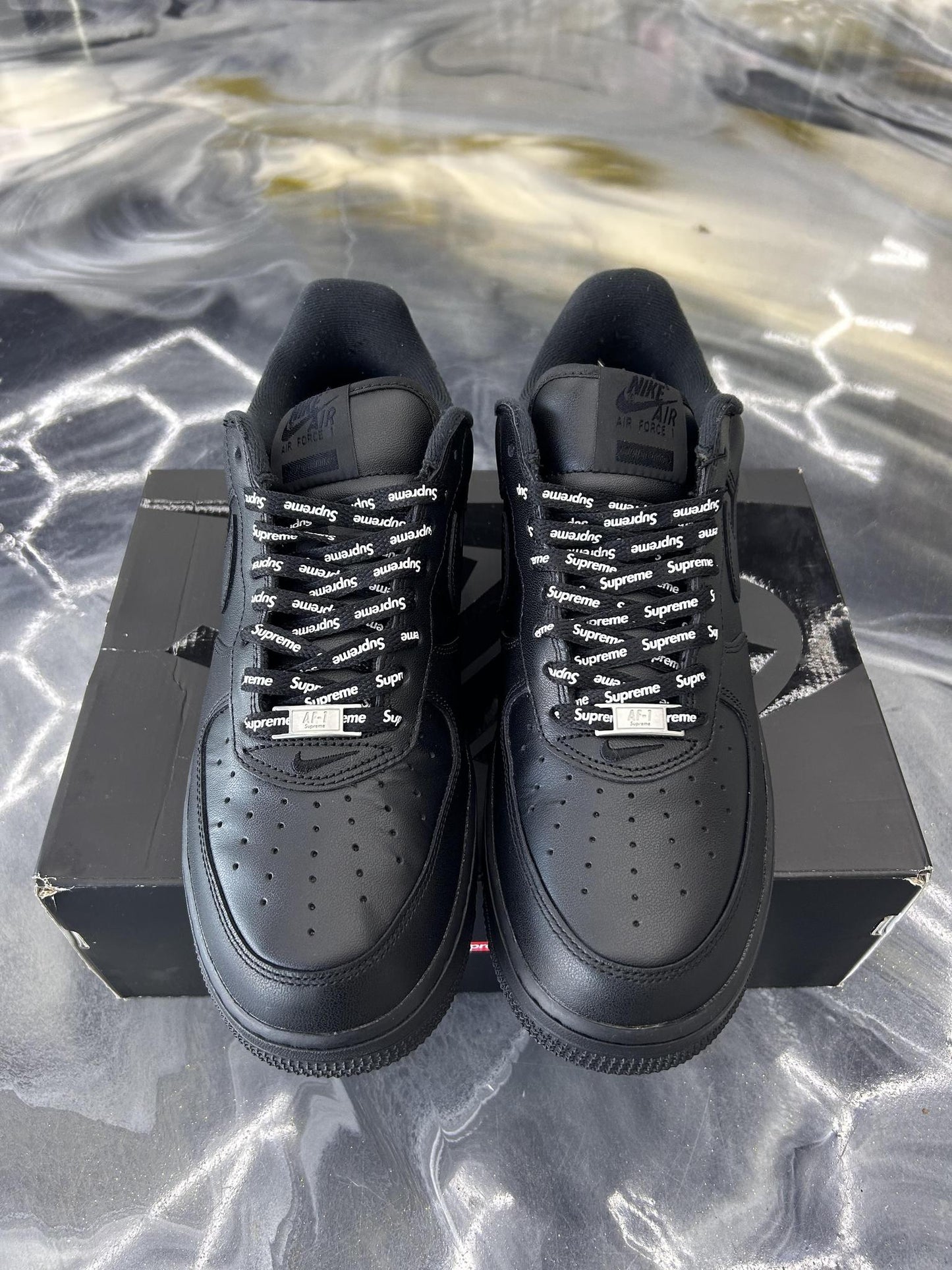 Supreme Air Force 1 Low "Black" Used Size 10.5