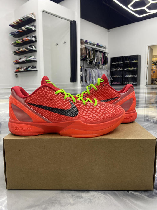 Nike Kobe 6 "Reverse Grinch" Used Size 10.5