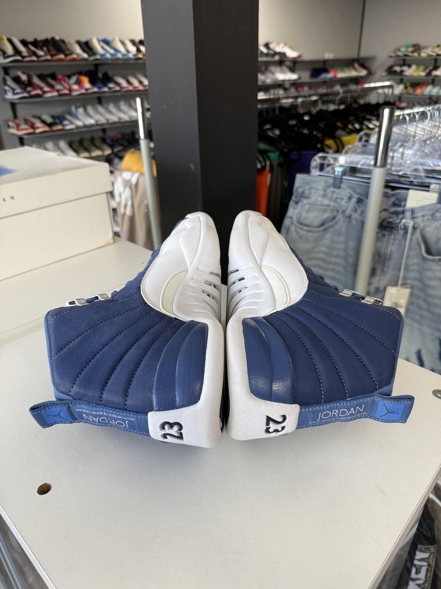 Jordan 12 "Indigo" Used Size 10.5