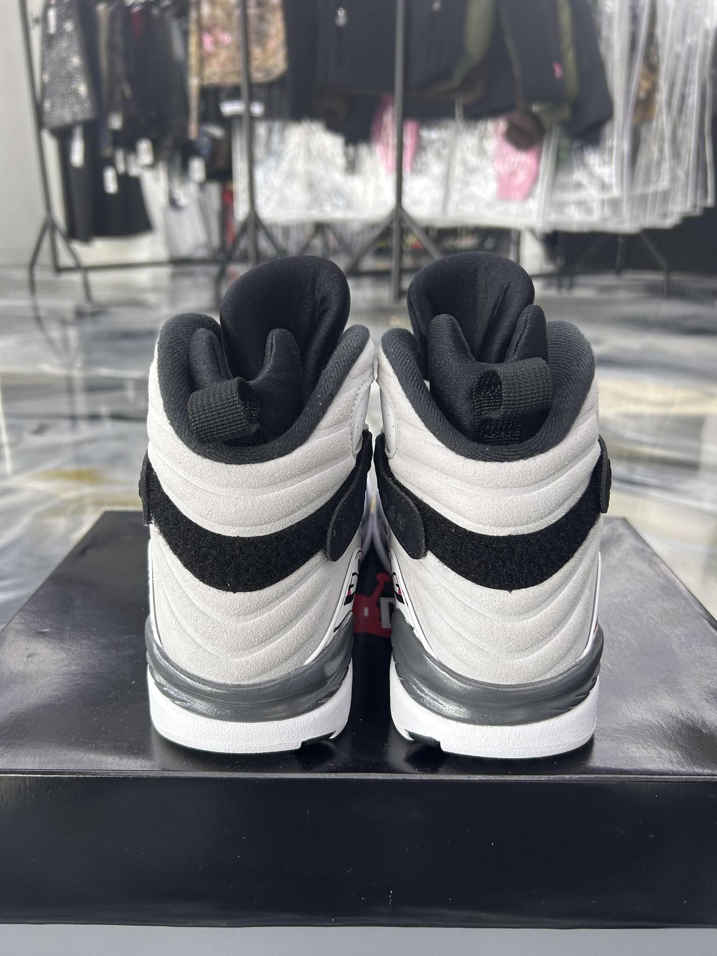 Jordan 8 "Bugs Bunny" Used Size 9