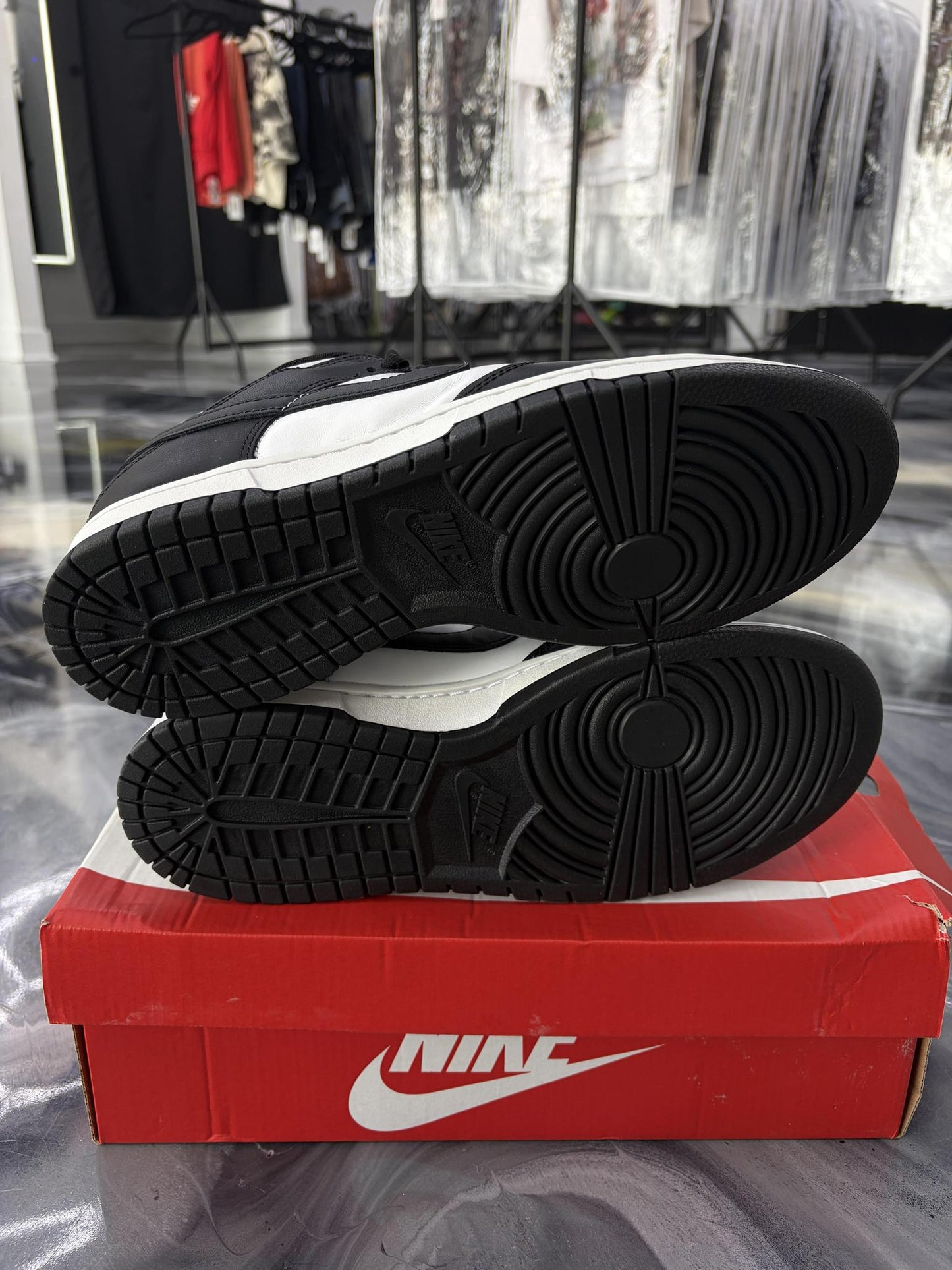 Nike Dunk Low "Panda" Used Size 10.5