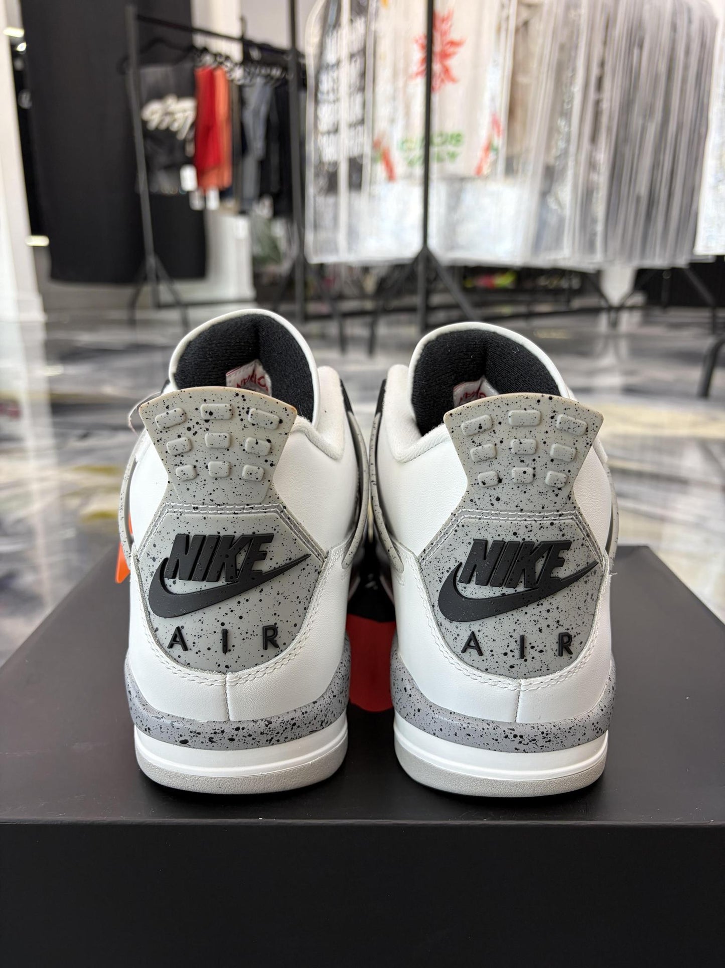 Jordan 4 "White Cement" Used Size 9.5