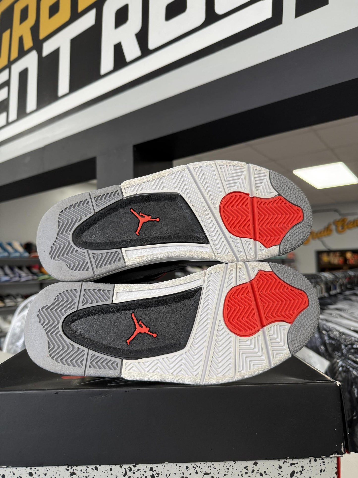 Jordan 4 Infrared Used Size 6.5Y/8W