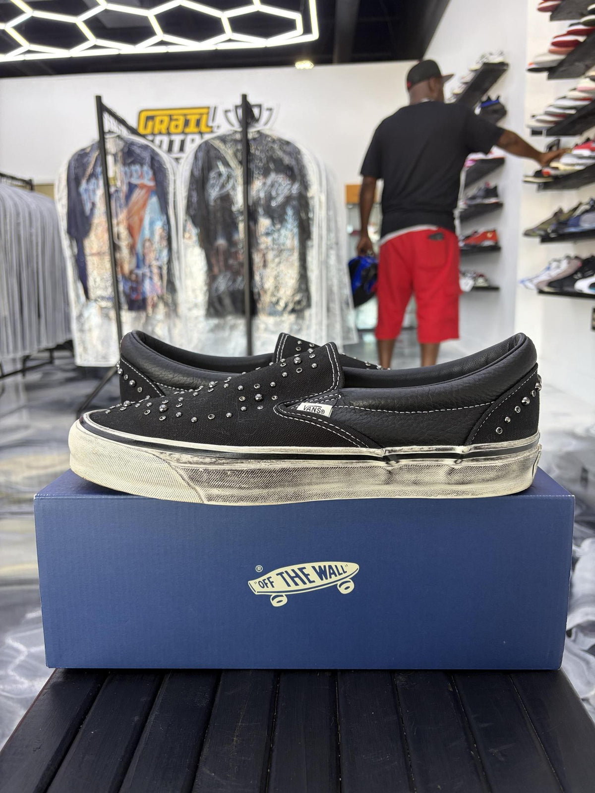 Vans LX Classic 98 "Pearlized Blackout" Used Size 11.5