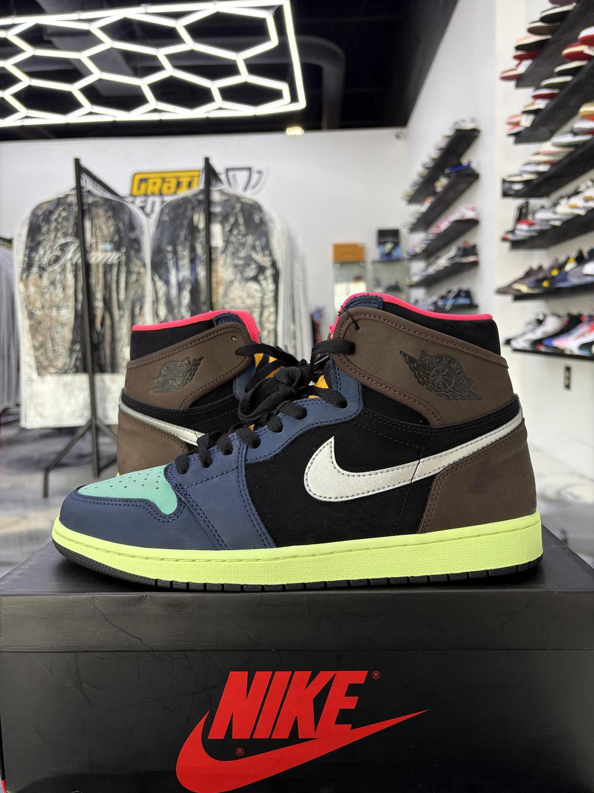 Jordan 1 "Tokyo Biohack" Used Size 11.5