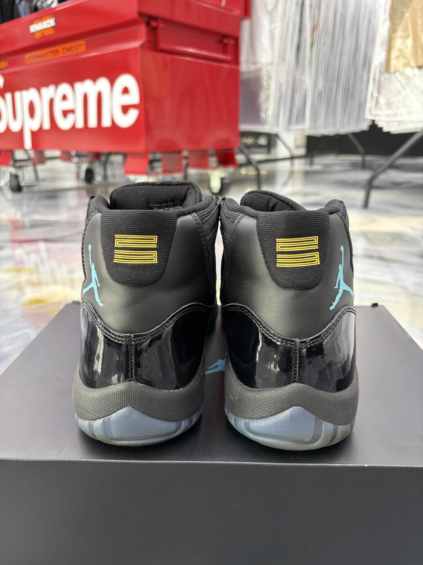 Jordan 11 "Gamma" Used Size 11