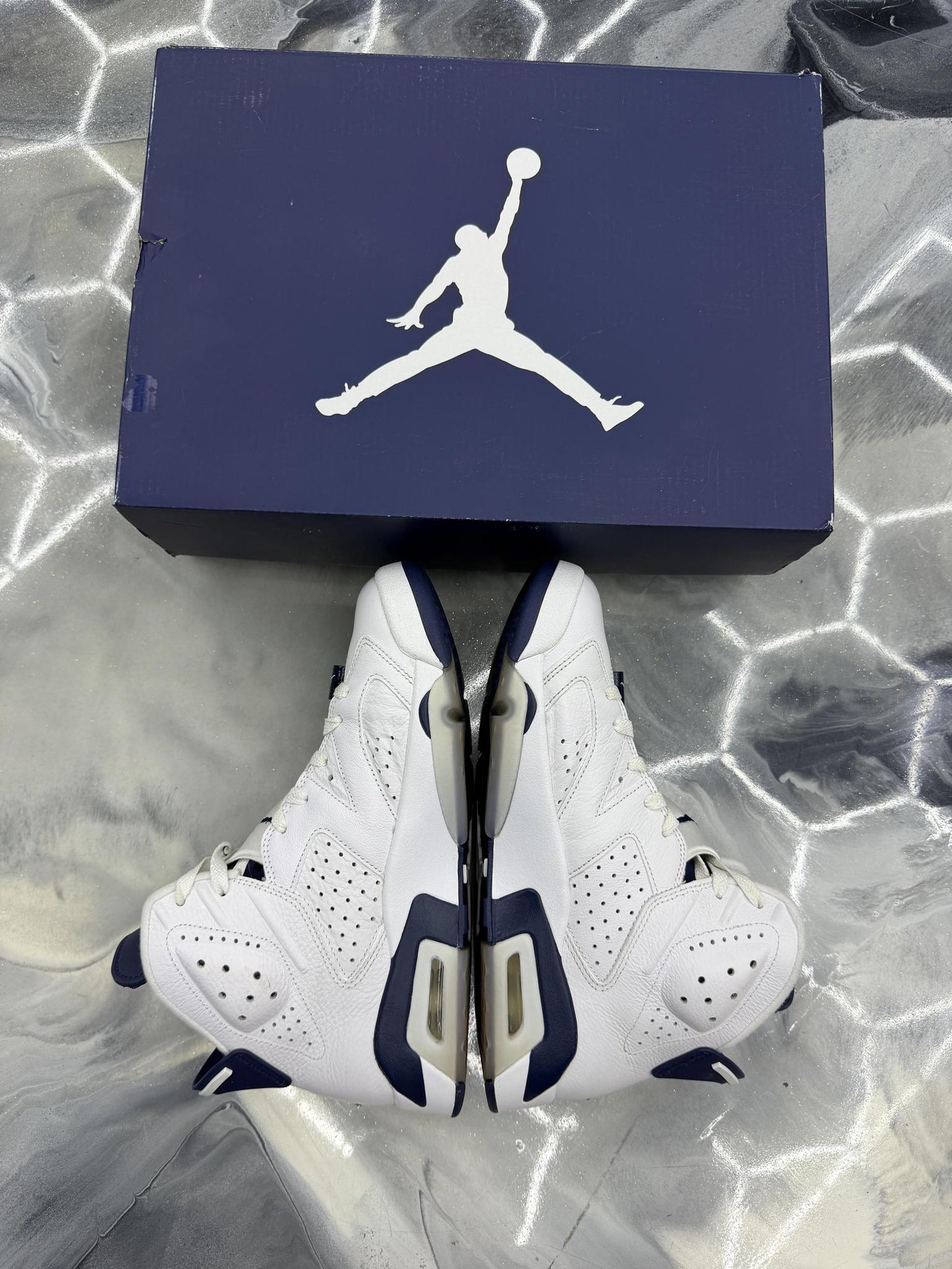 Jordan 6 "Midnight Navy" Used Size 9