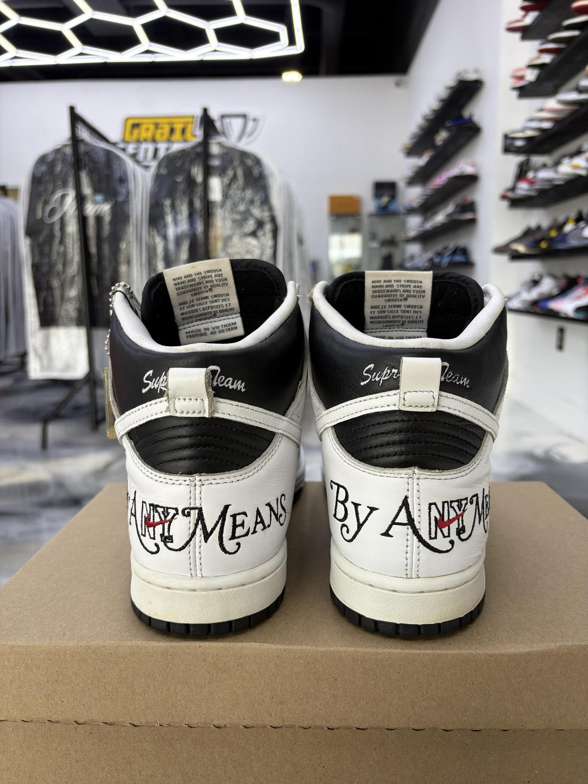 Nike SB Dunk High x Supreme "By Any Means" Used Size 9
