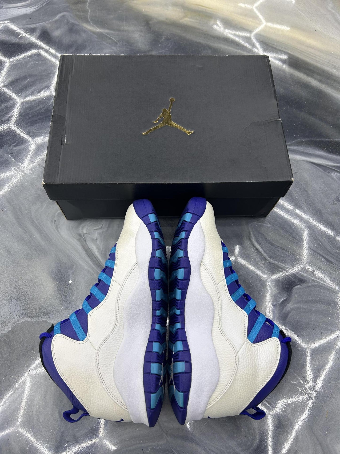 Jordan 10 "Charlotte" Used Size 9