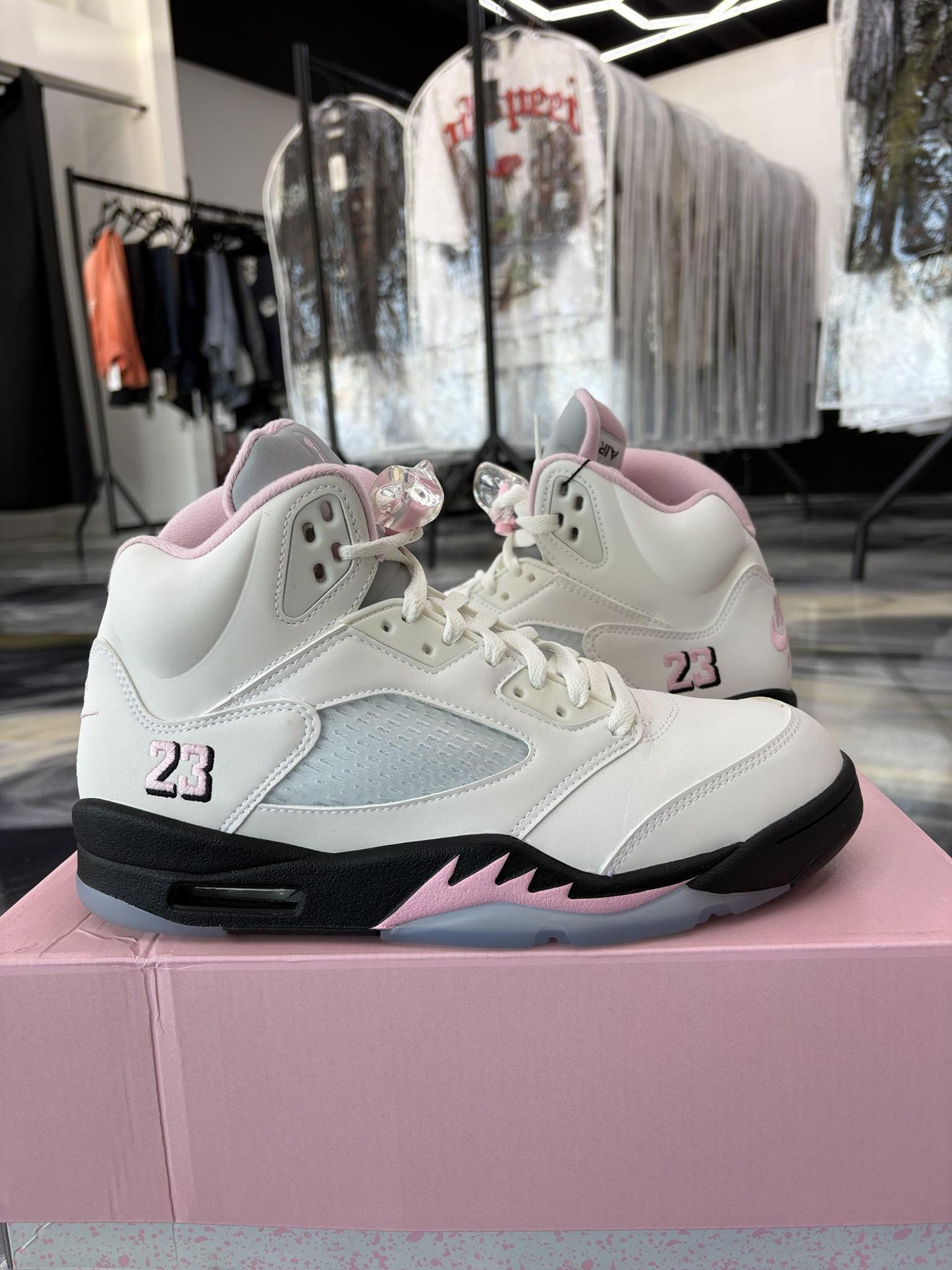 Jordan 5 "Soft Medium Pink" Used Size 9.5