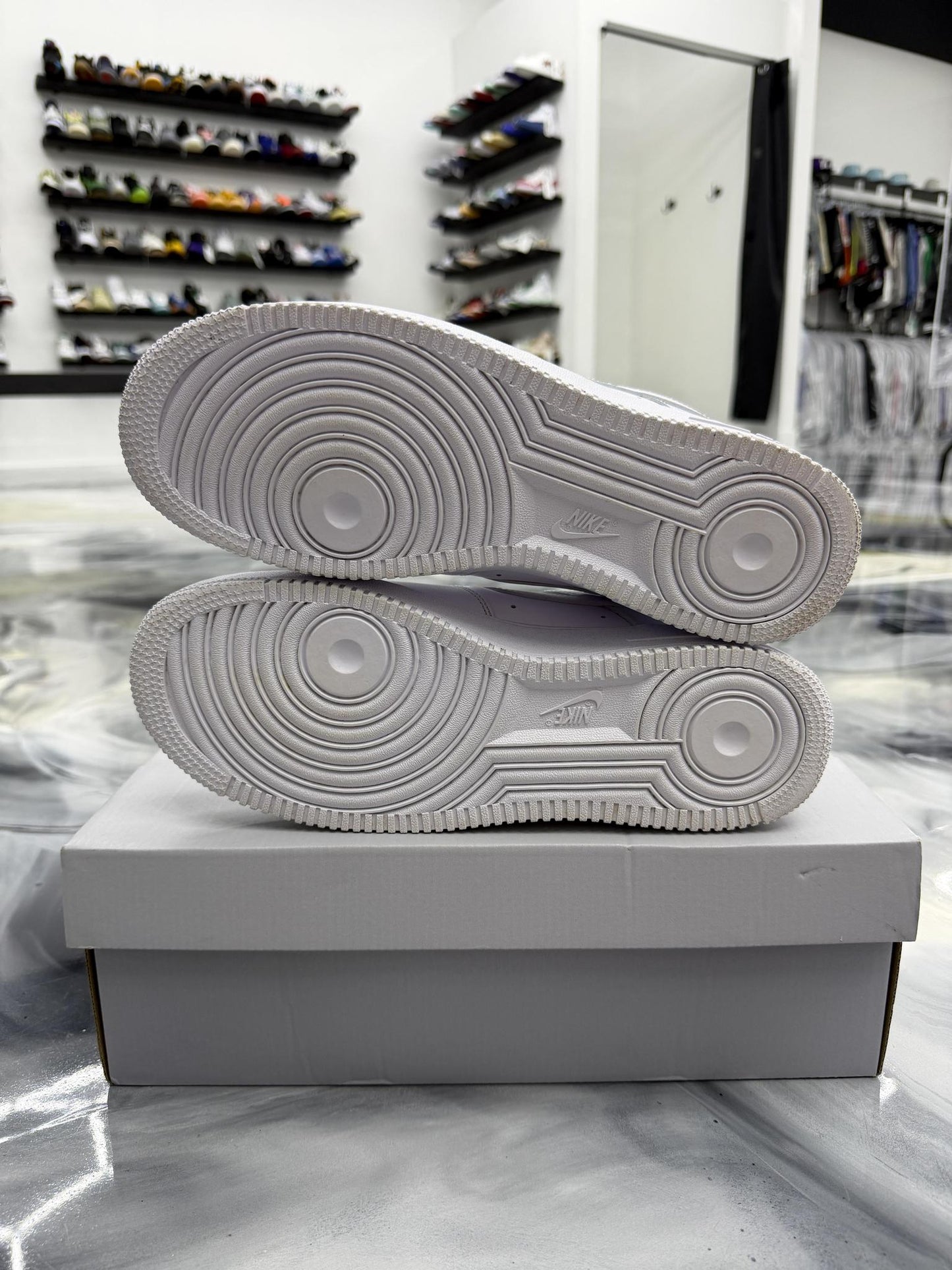 Nike Air Force 1 Used Size 9