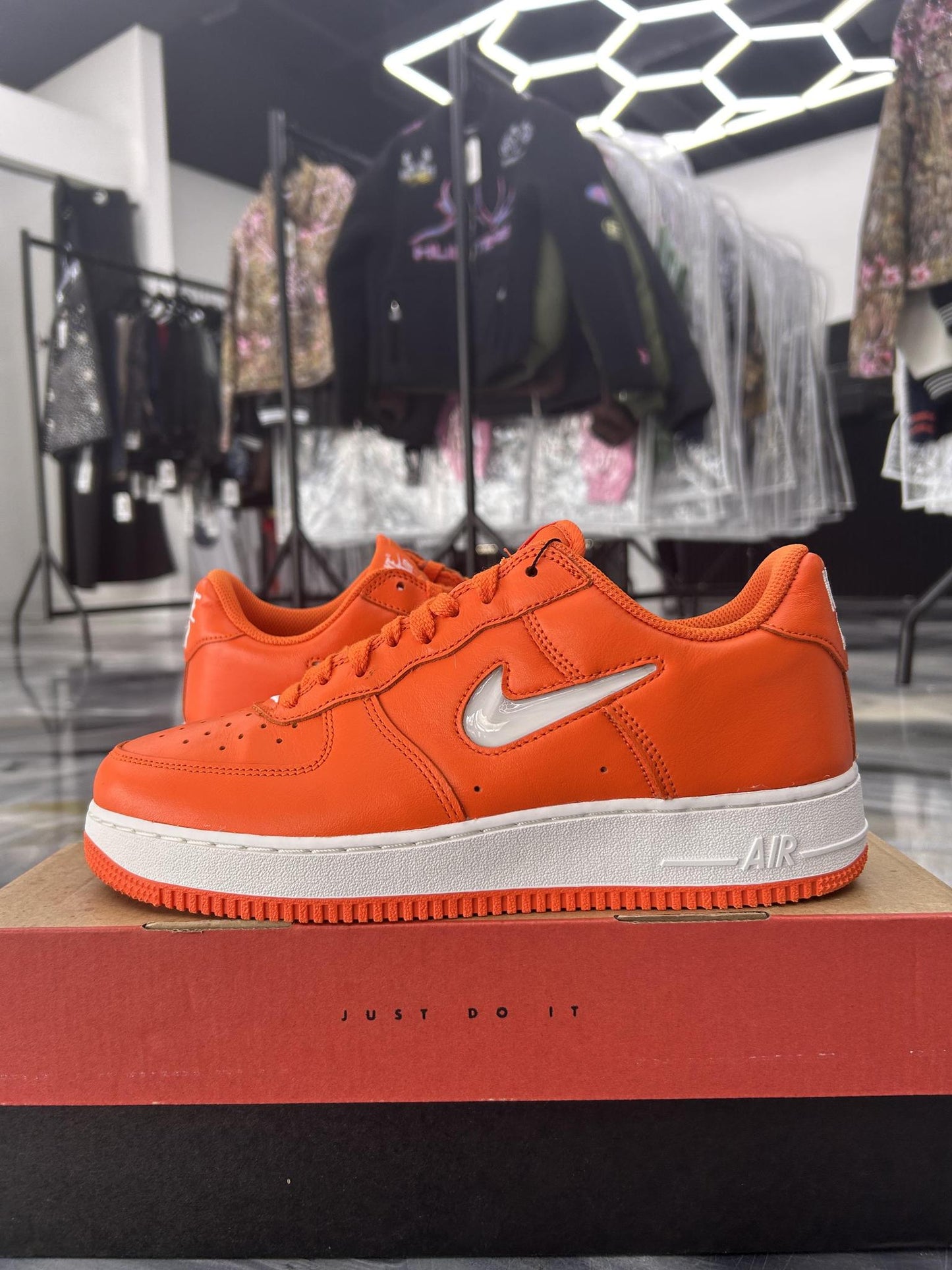 Nike Air Force 1 Low "Orange Jewel" Used Size 9