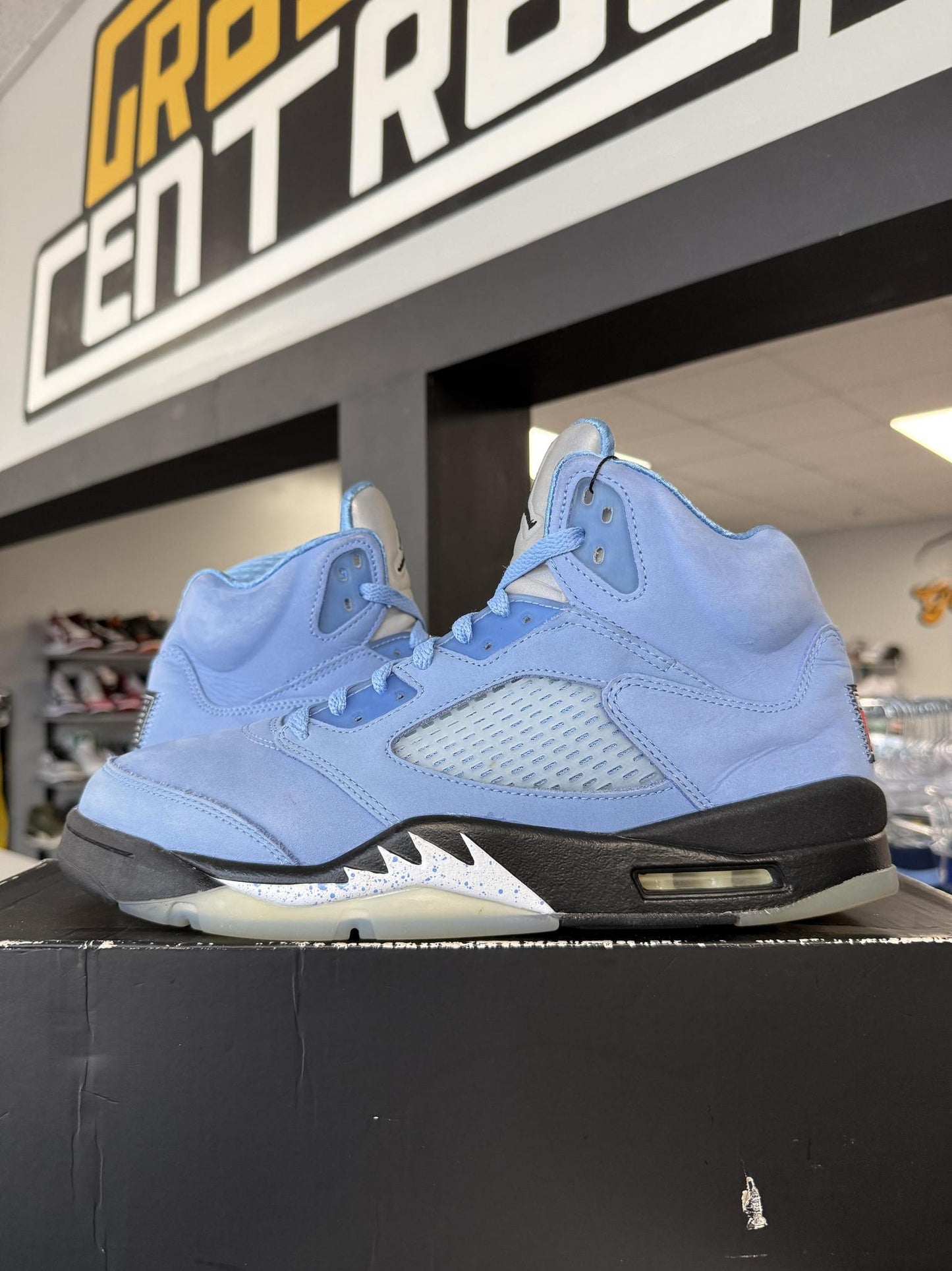 Jordan 5 "UNC" Used Size 11
