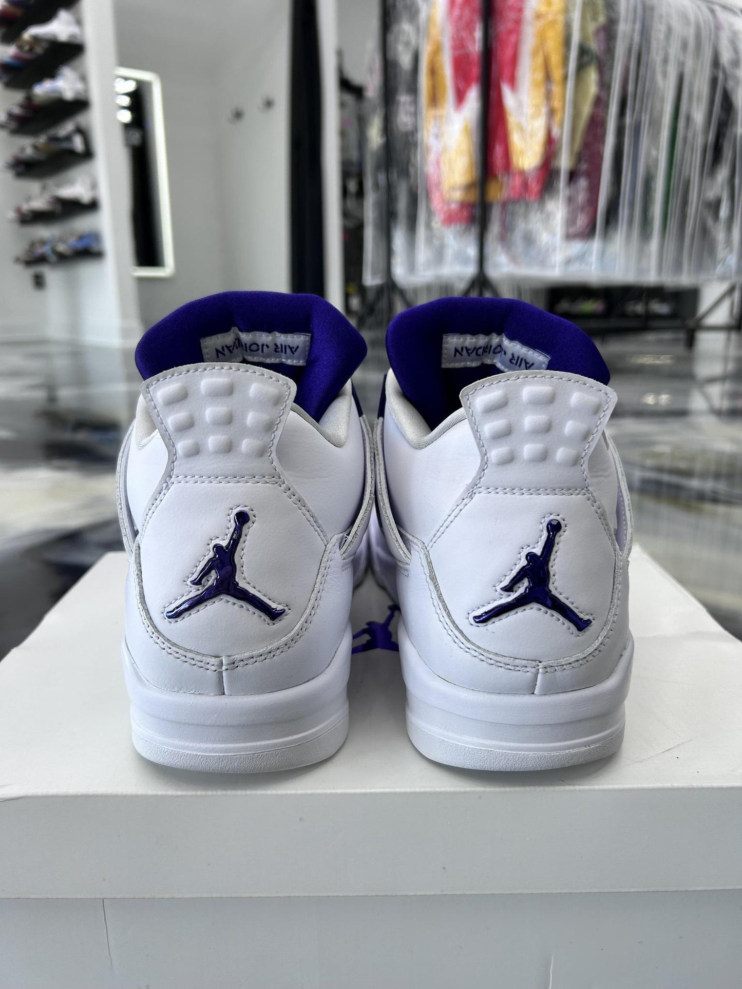 Jordan 4 "Metallic Purple" Used Size 11