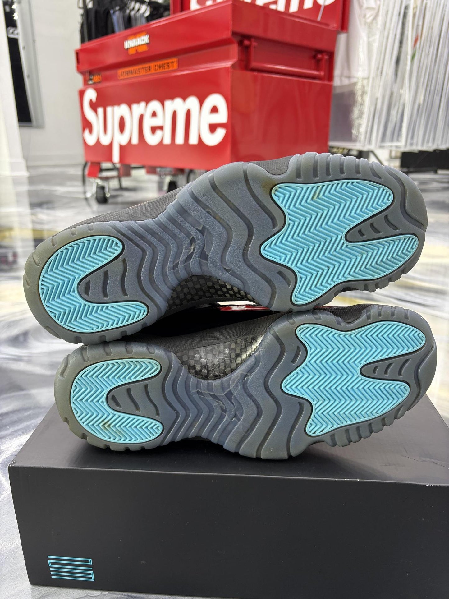 Jordan 11 "Gamma" Used Size 11