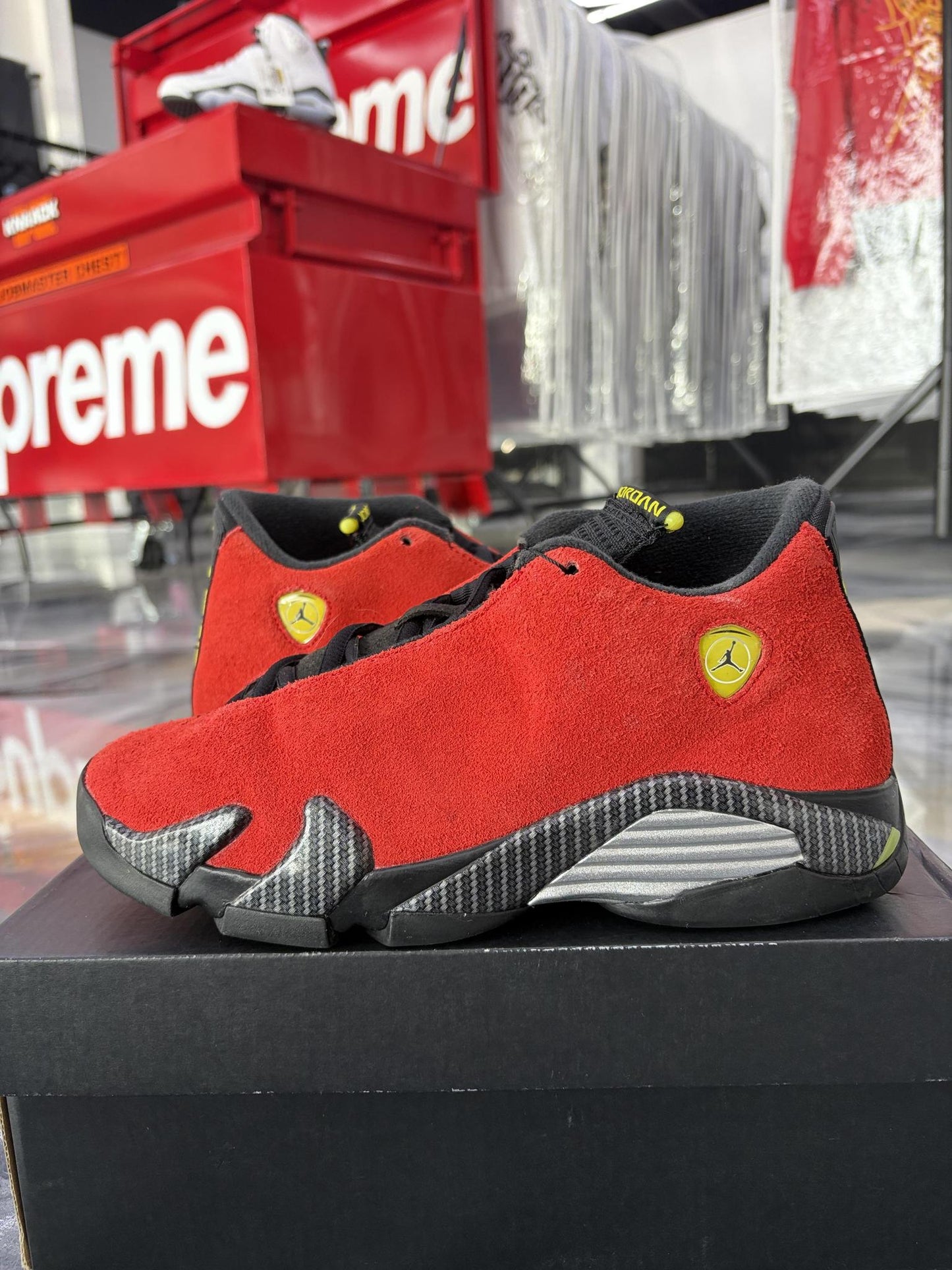 Jordan 14 "Ferrari" Used Size 6Y/7.5W