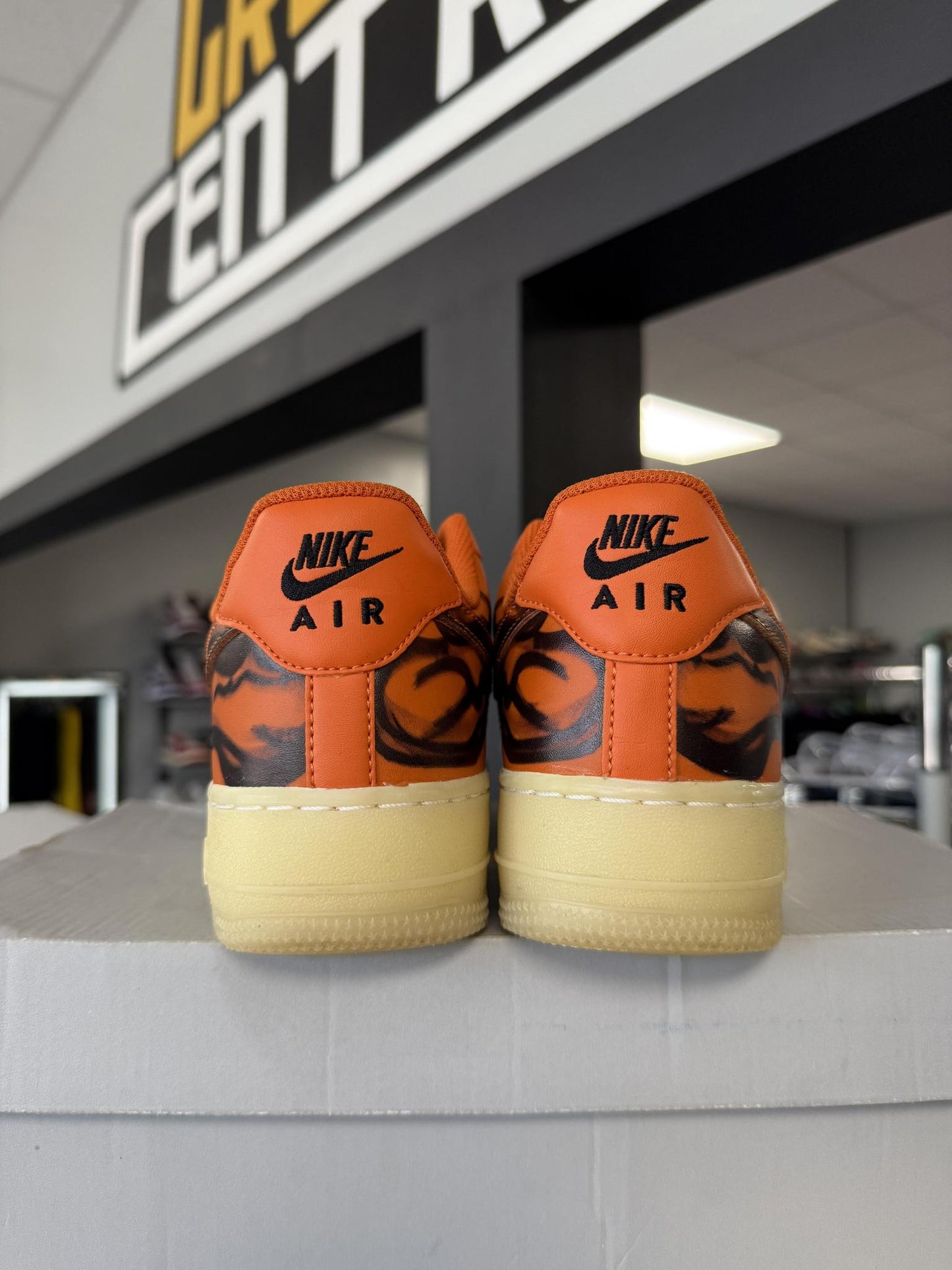 Nike Air Force One Low "Halloween" Used Size 7Y/8.5W