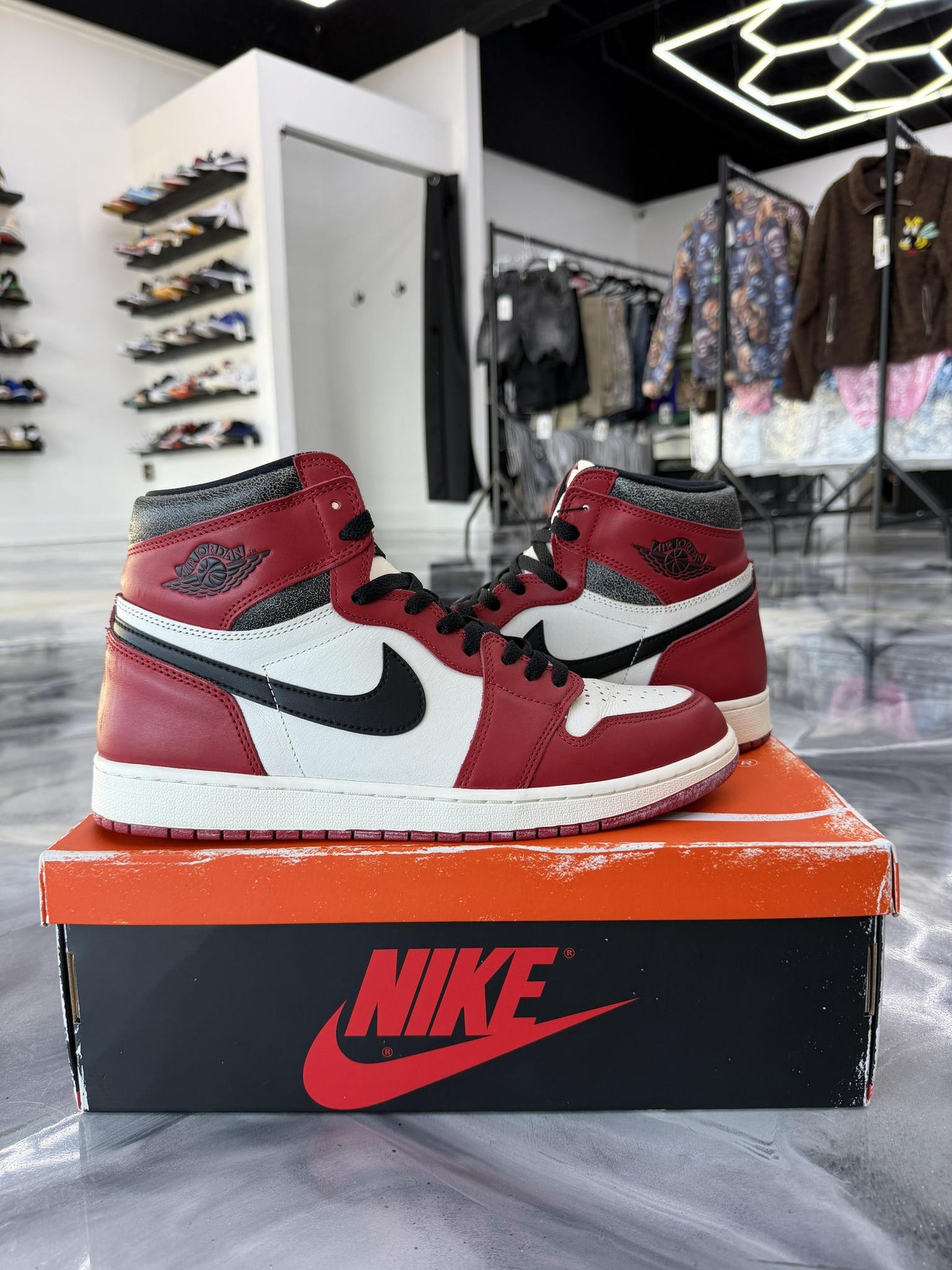 Jordan 1 "Lost & Found" Used Size 12