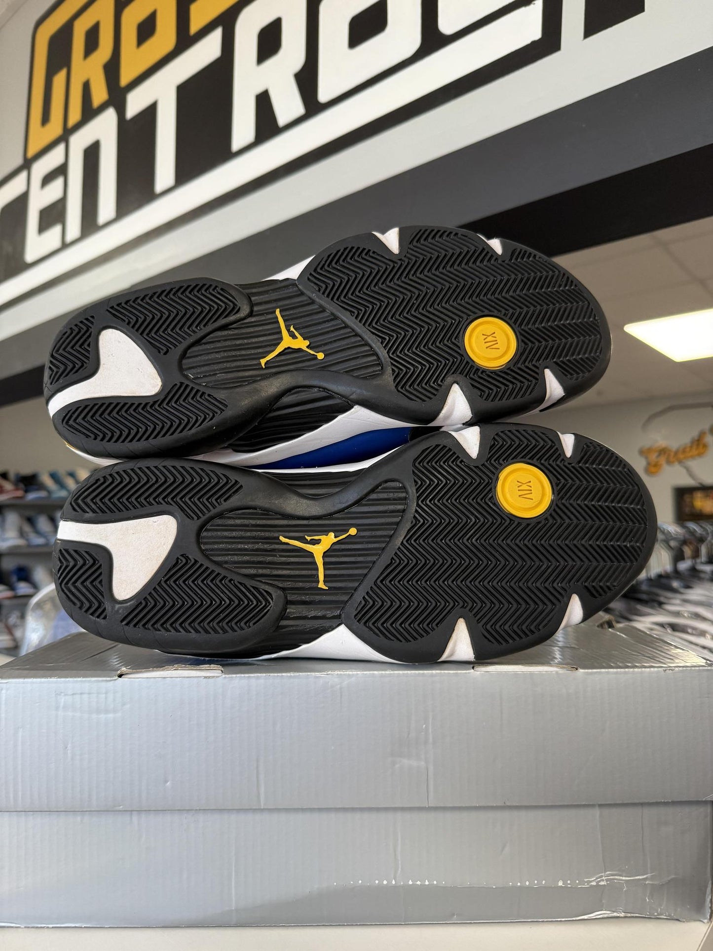 Jordan 14 "Laney" Used Size 11.5
