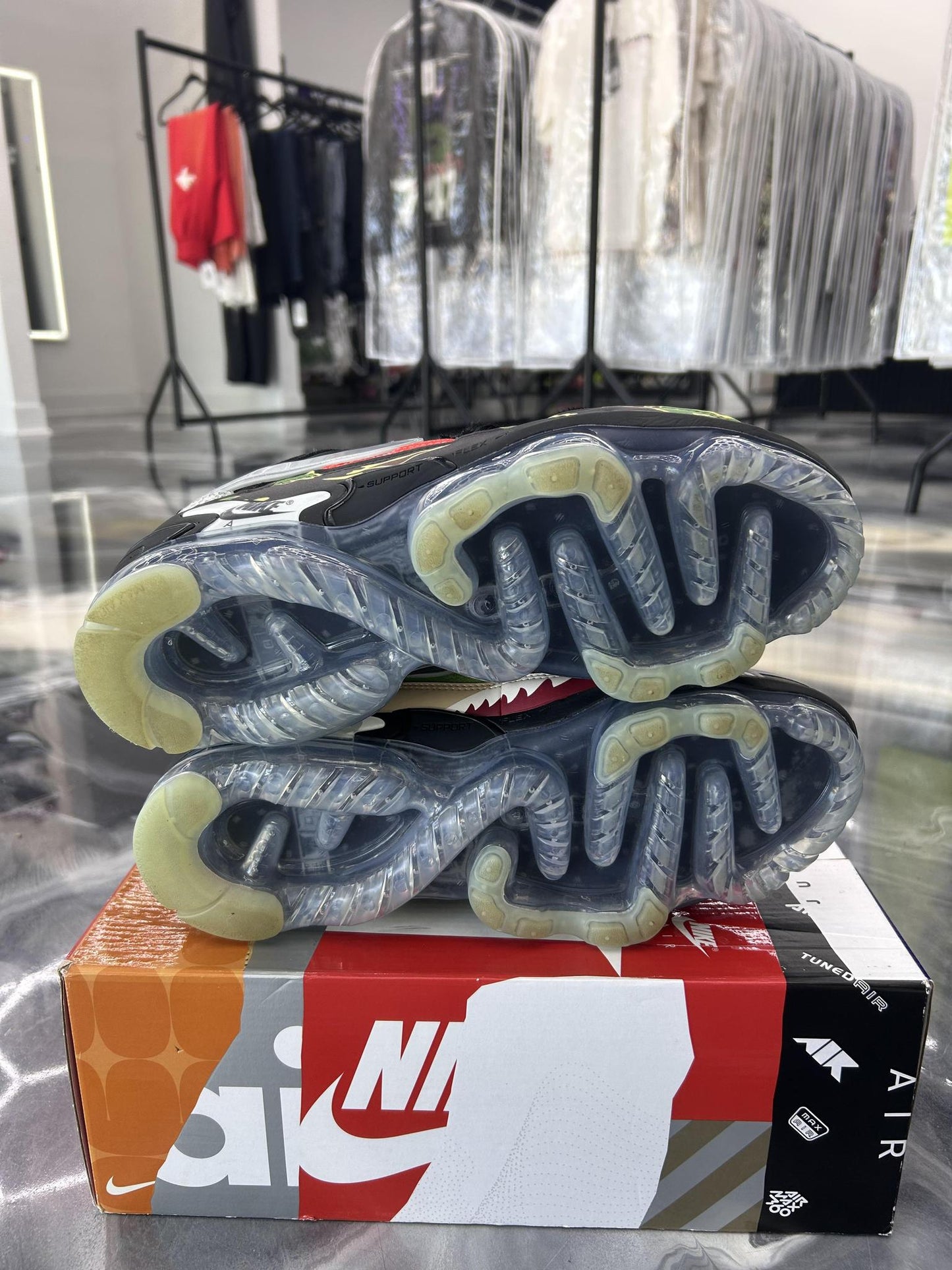 Nike Air Vapormax Evo "Air Max Day Mashup" Used Size 10