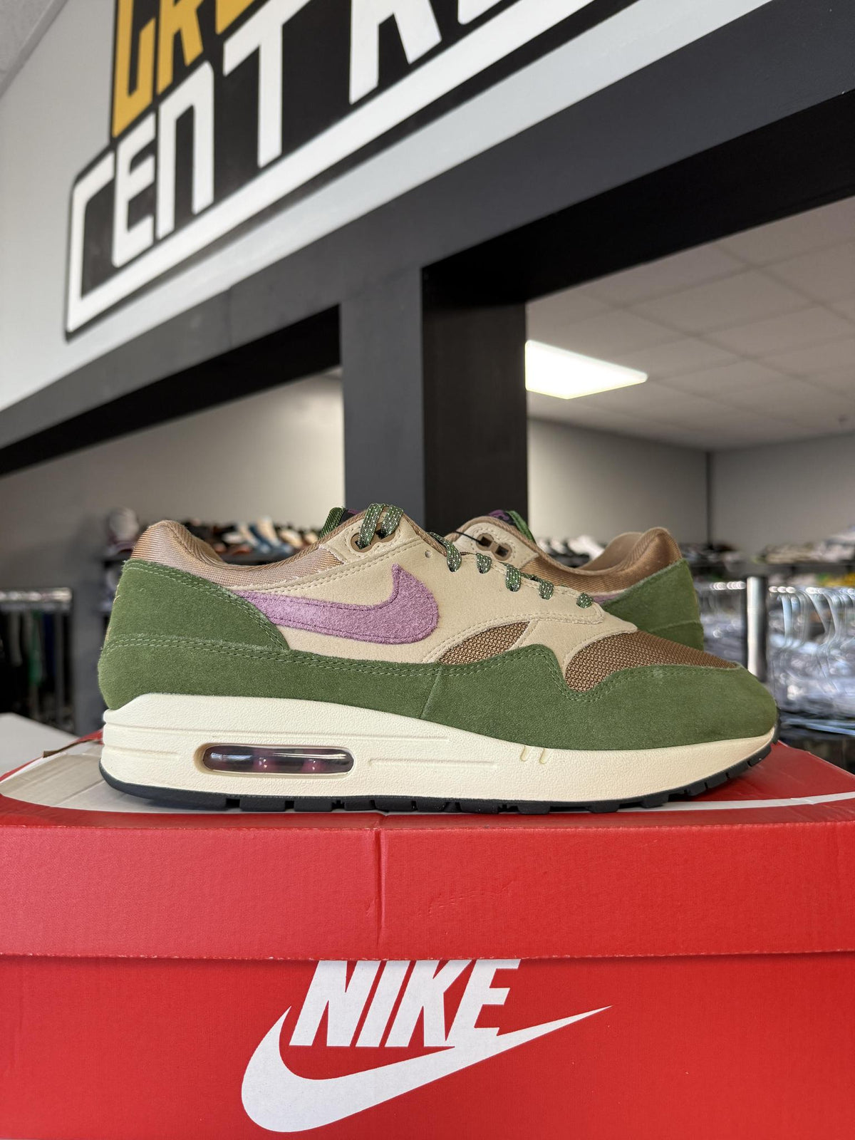 Nike AM1 "Treeline" Used Size 9.5