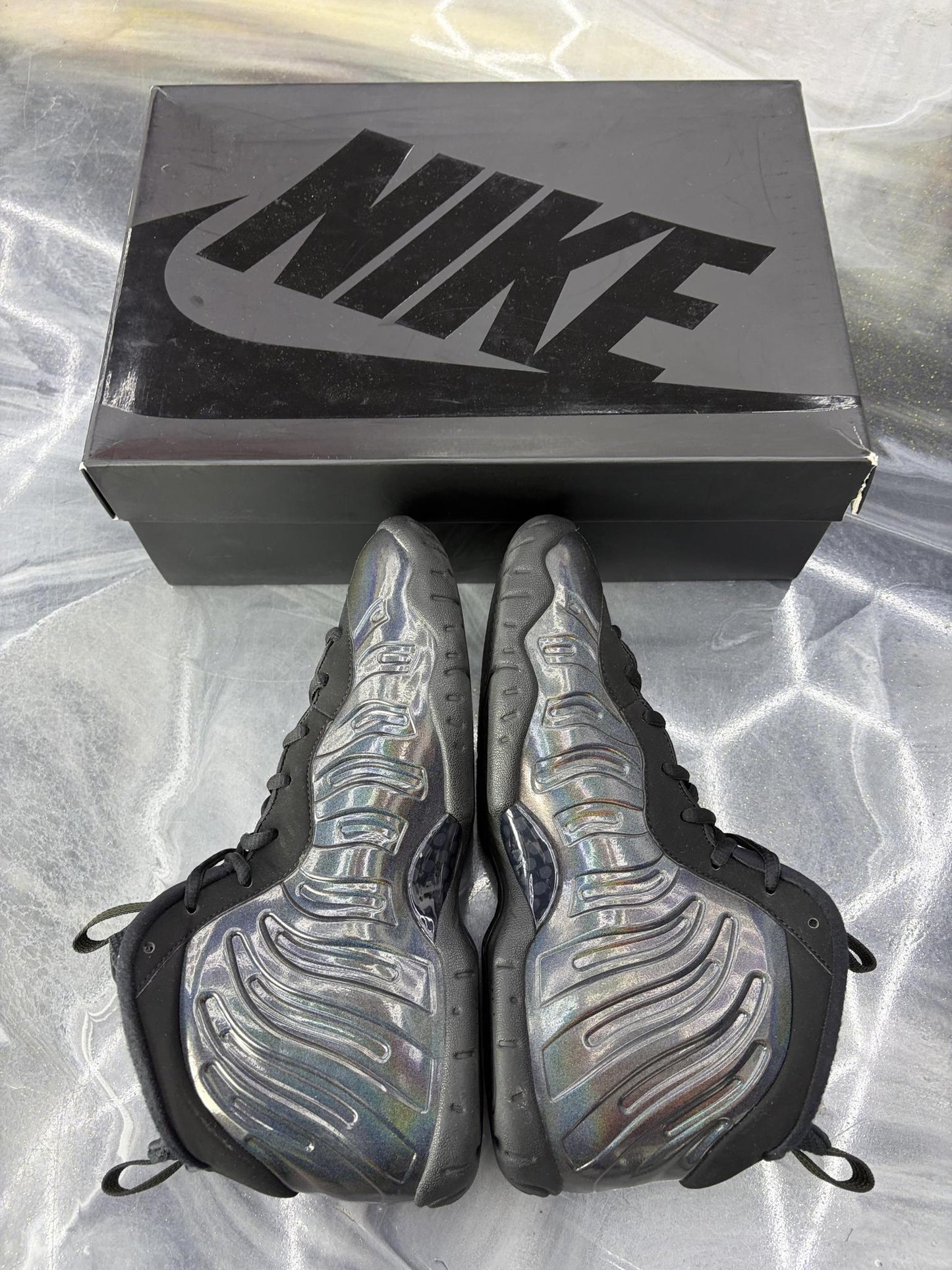 Nike Air Foamposite One "Legion Green" Used Size 7Y/8.5W