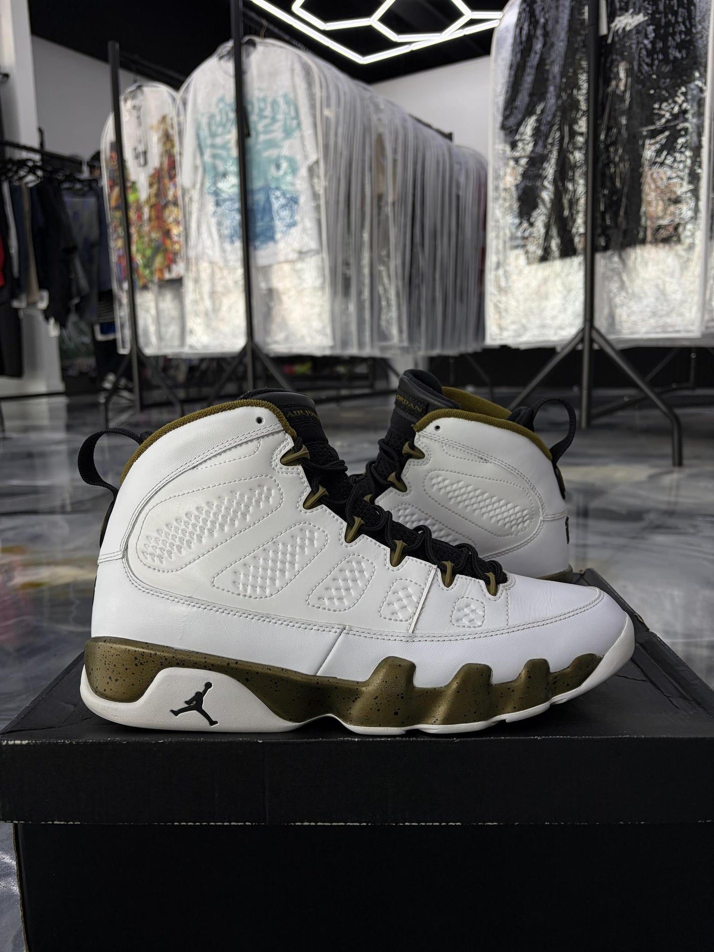 Jordan 9 "Militia Green" Used Size 11