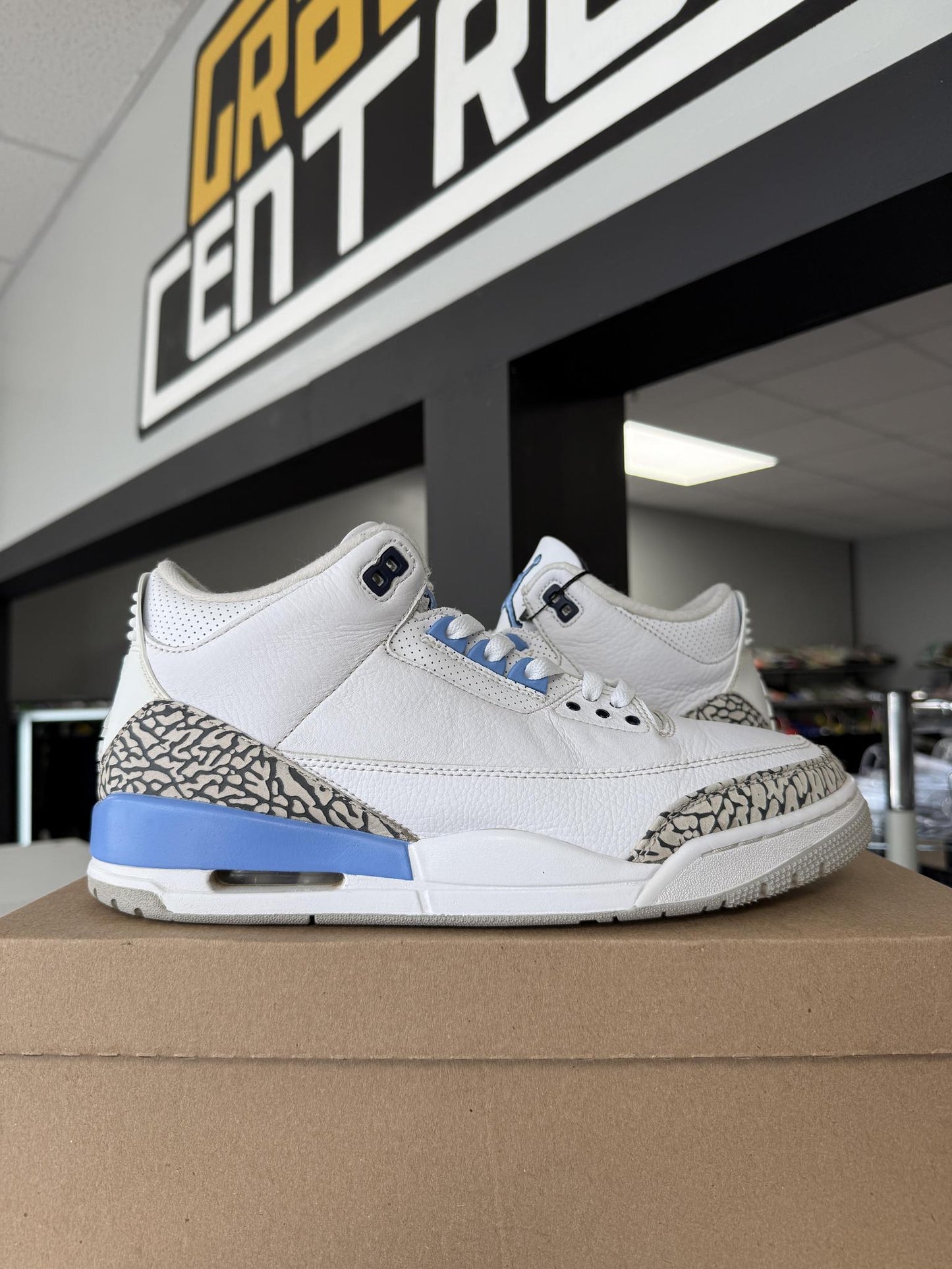Jordan 3 "UNC" Used Size 10.5