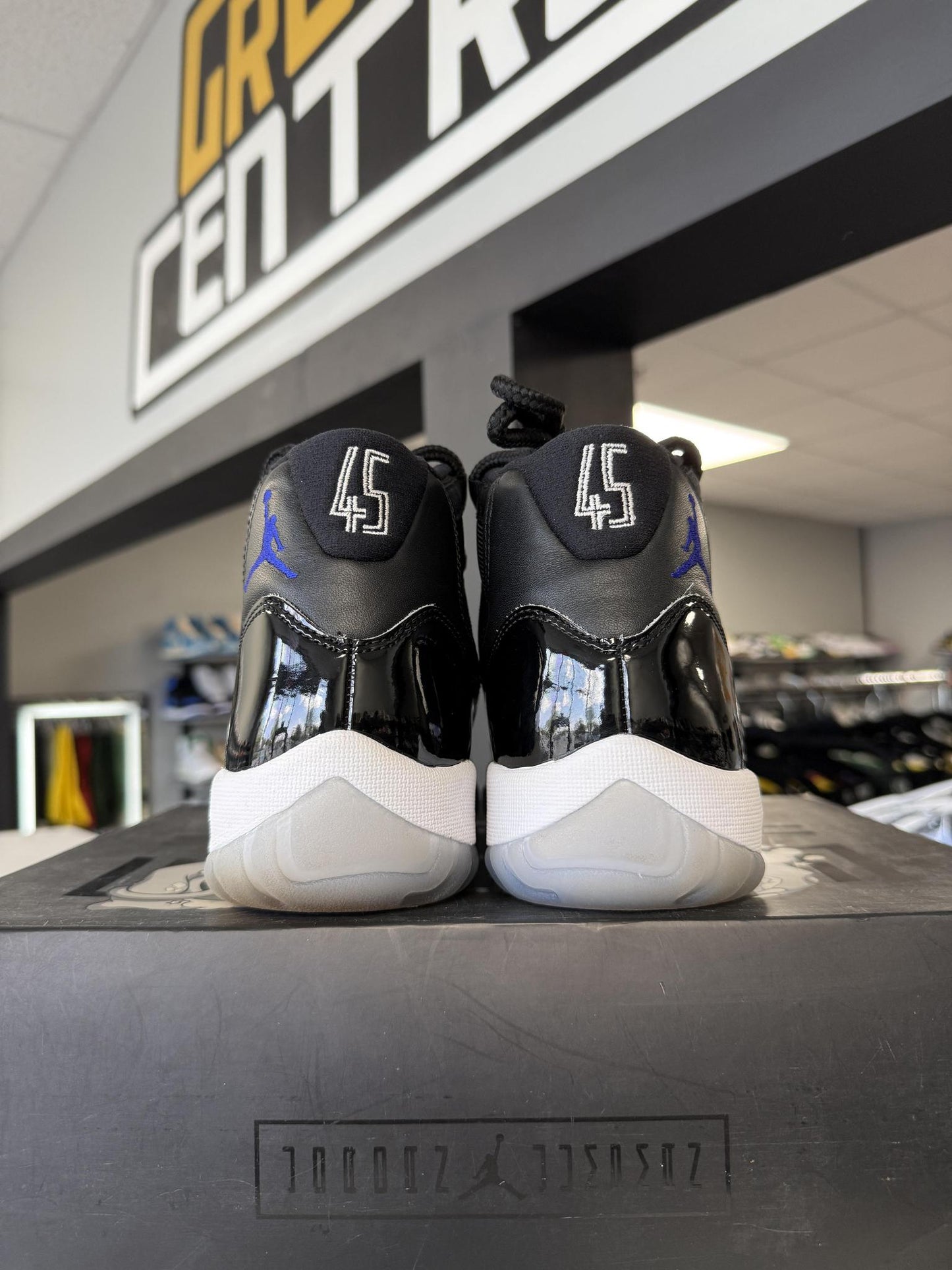 Jordan 11 "Space Jam" Used Size 8