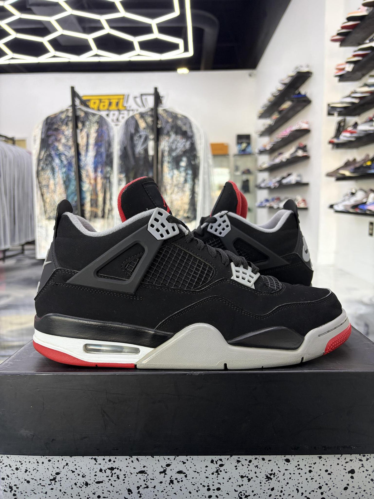 Jordan 4 "Bred" Used Size 11