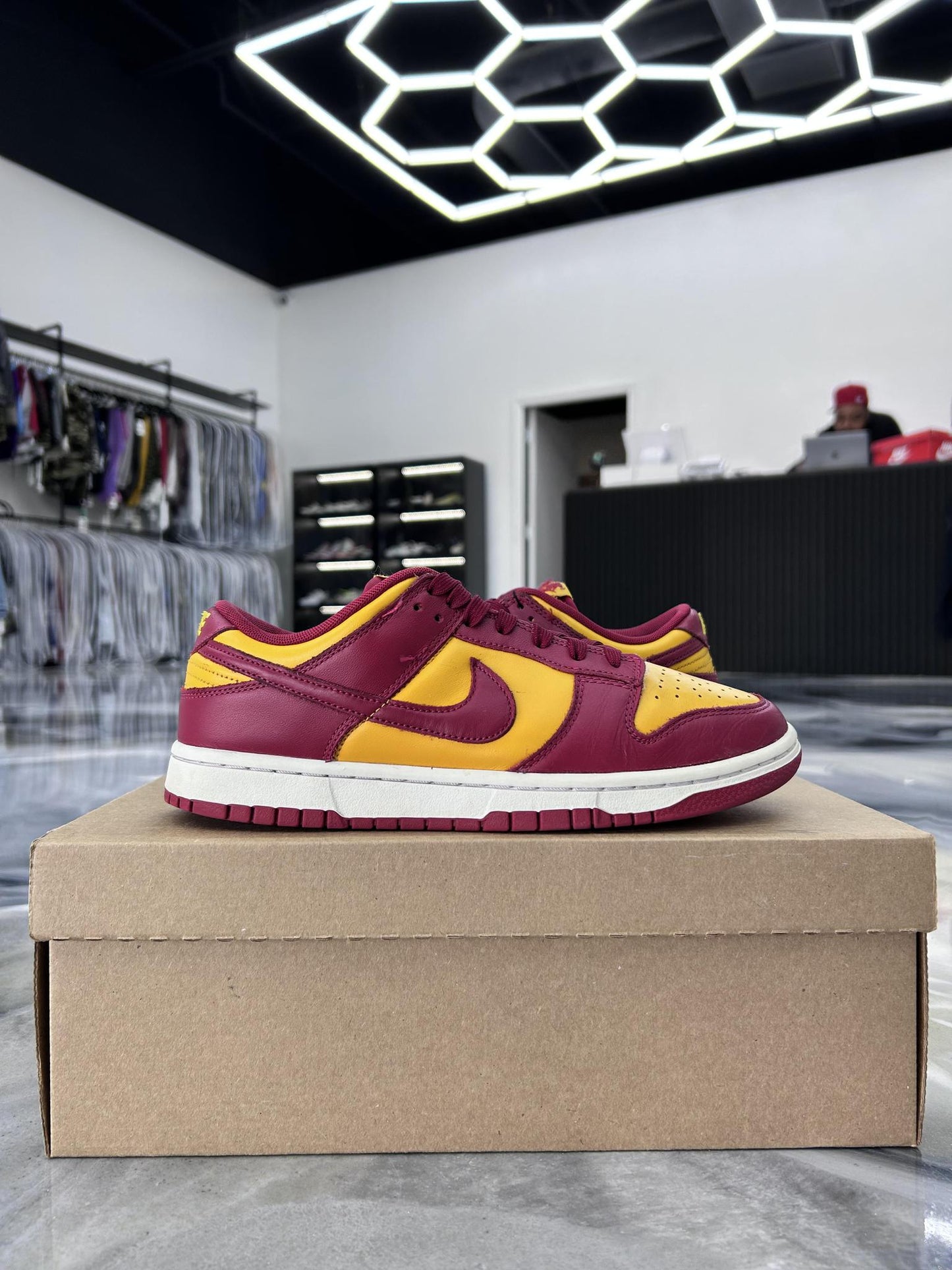 Nike Dunk Low "Midas Gold" Used Size 8