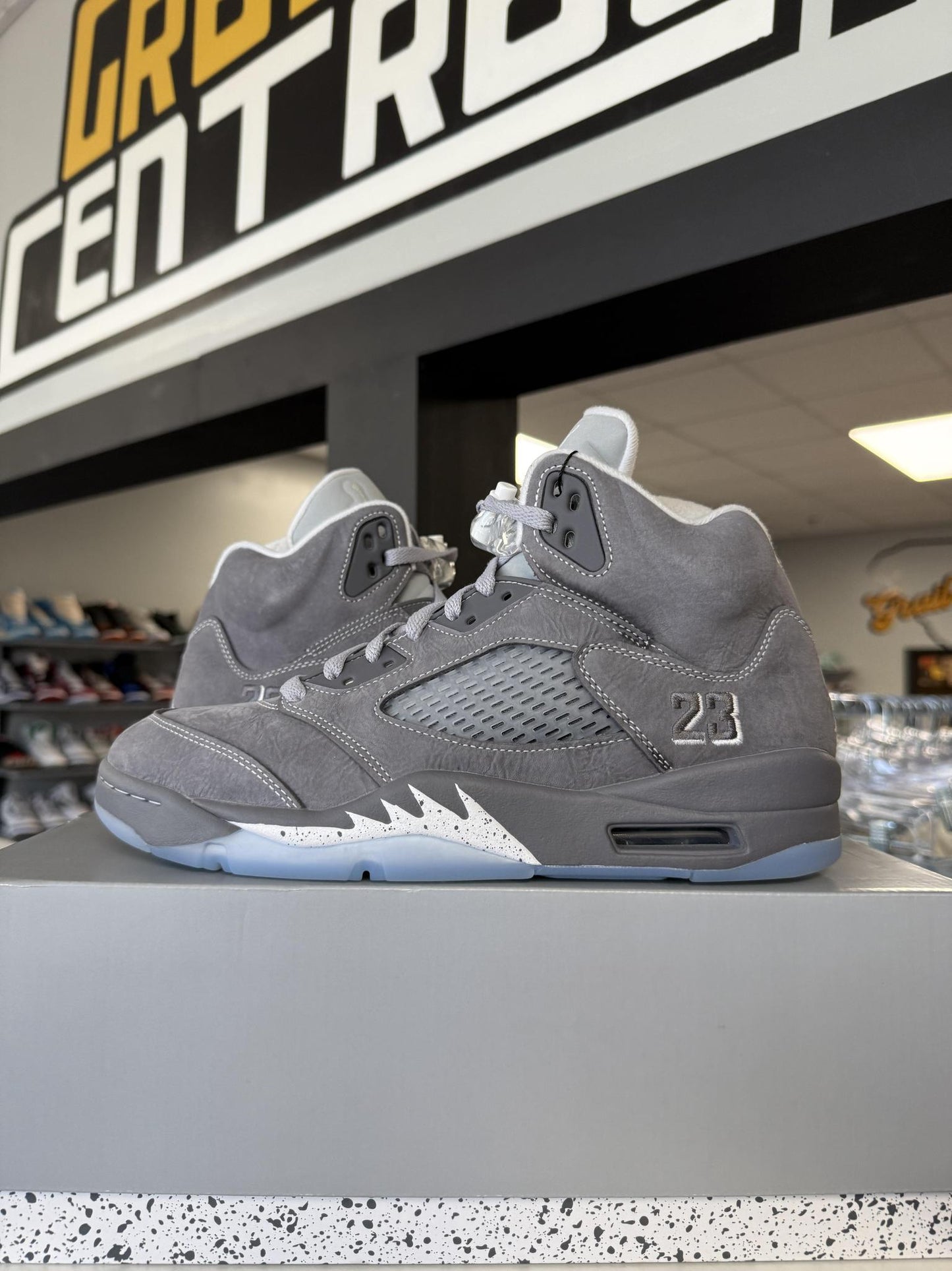 Jordan 5 "Wolf Grey" Used Size 9