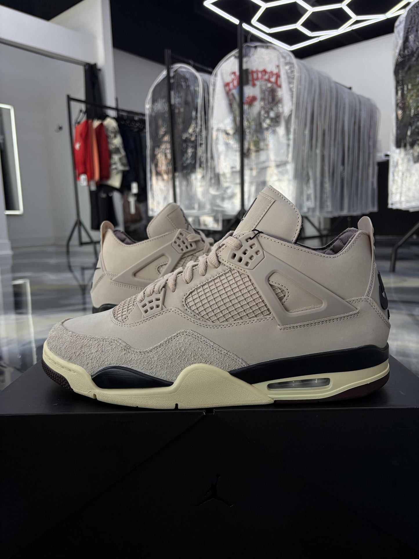 Jordan 4 A Ma Maniere "While You Were Sleeping" Used Size 13