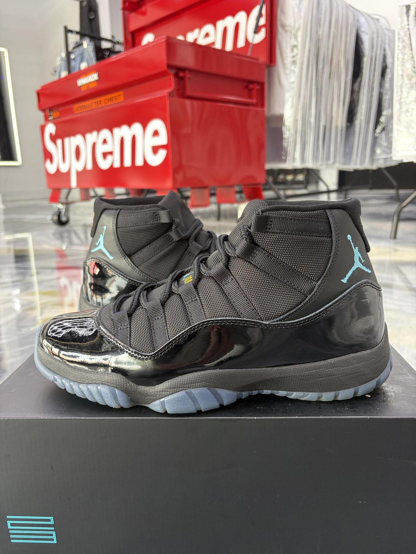 Jordan 11 "Gamma" Used Size 10