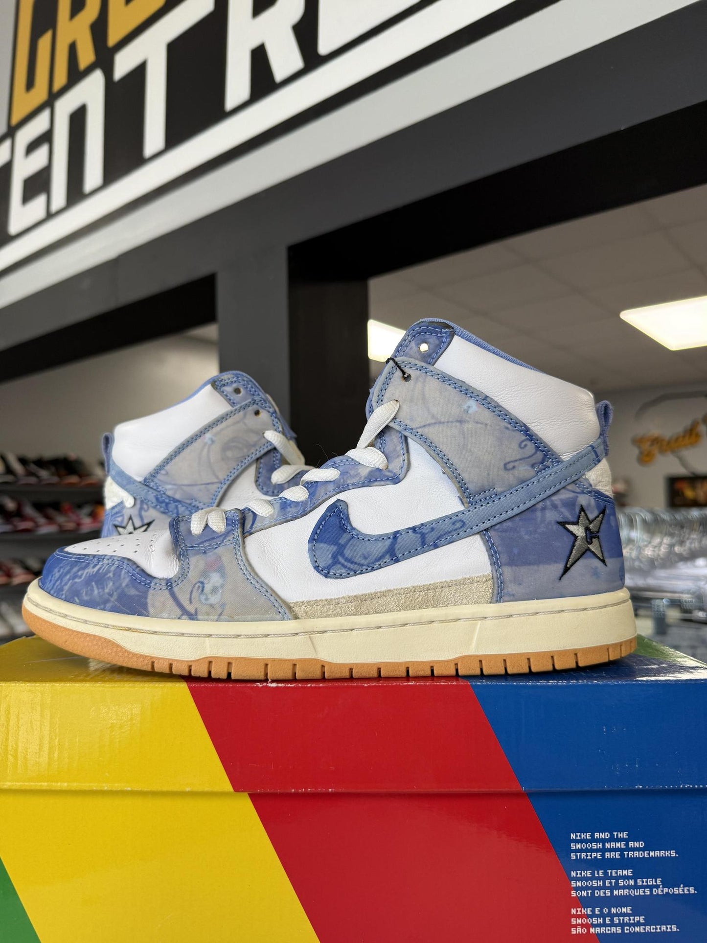 Nike SB Dunk High "Carpet Company" Used Size 9