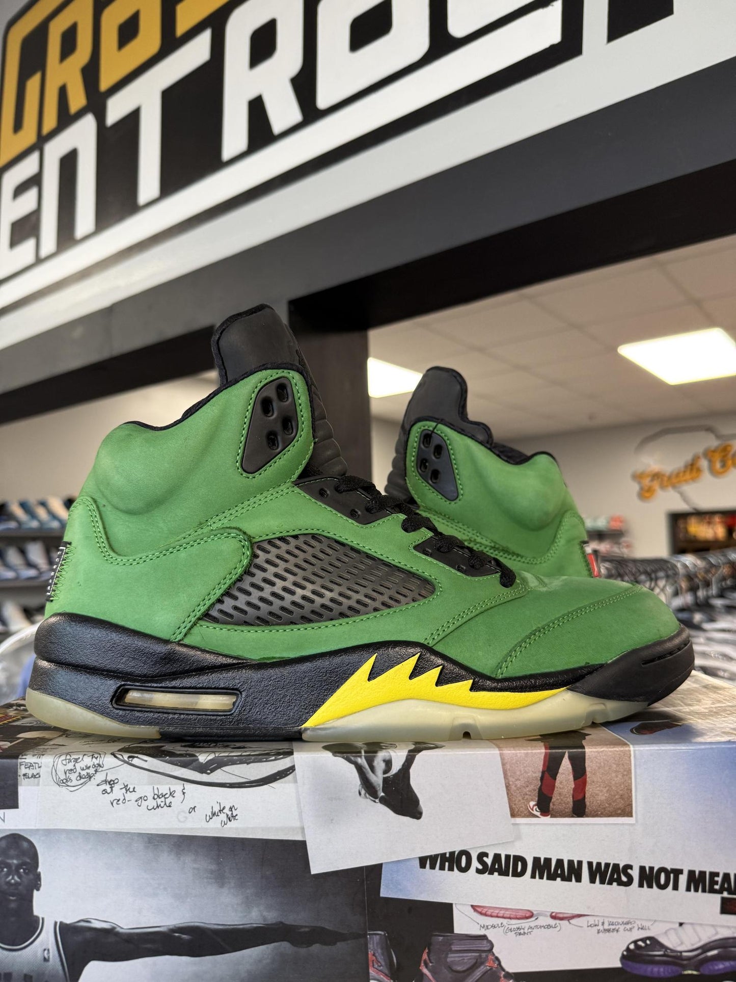 Jordan 5 "Oregon" Used Size 12