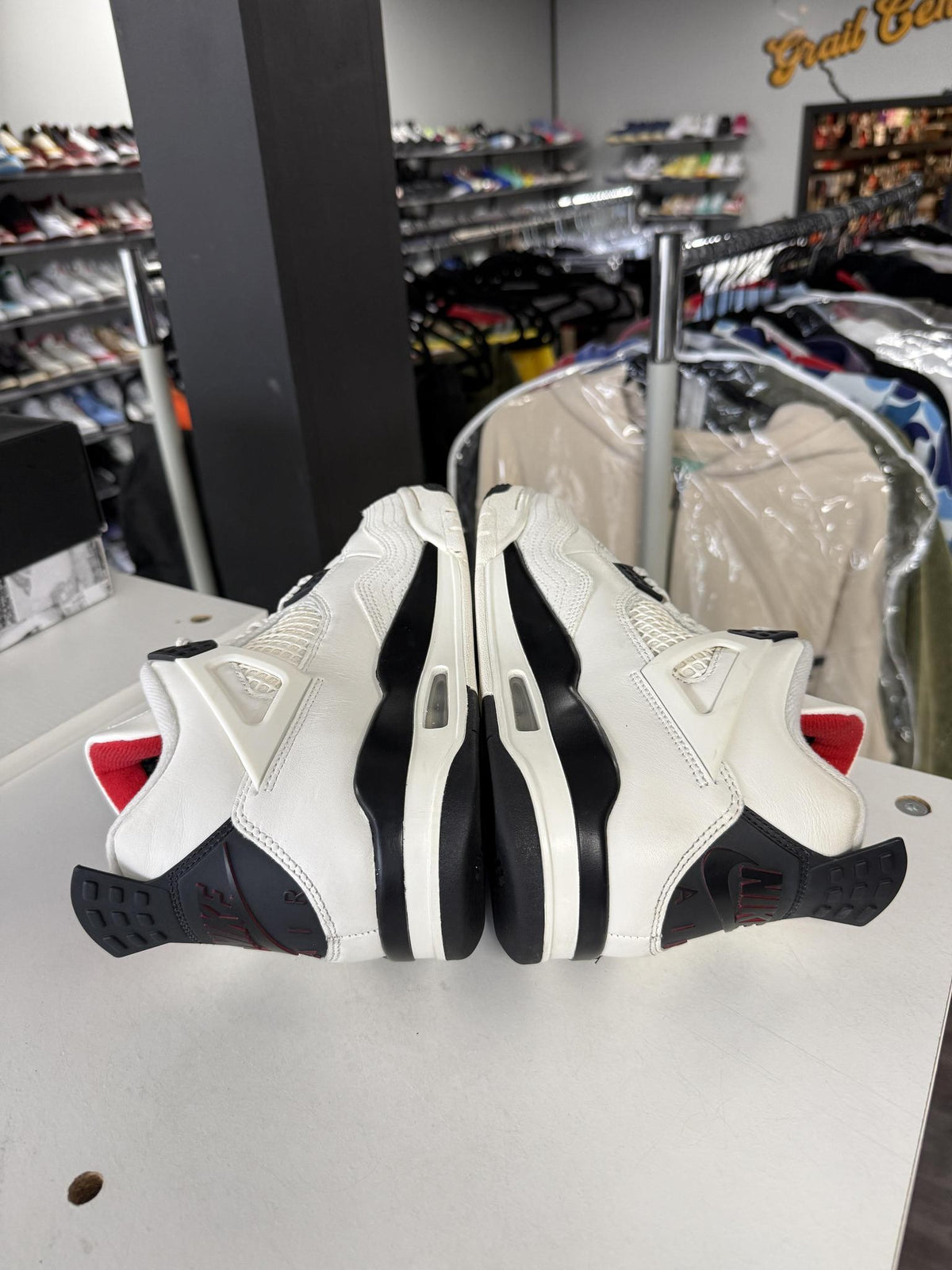 Jordan 4 "Flight Club" Used Size 9
