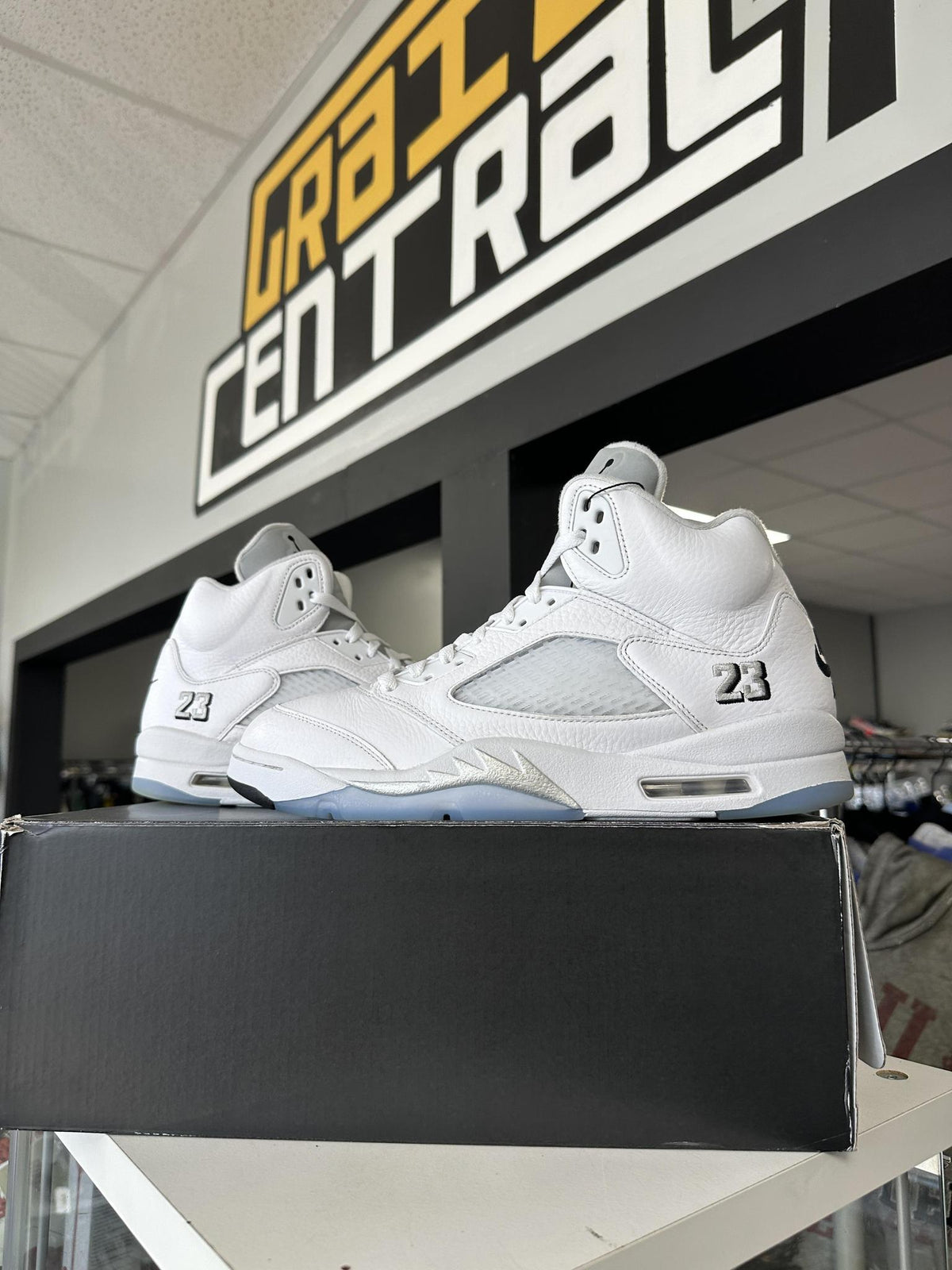 Jordan 5 White Metallic Used