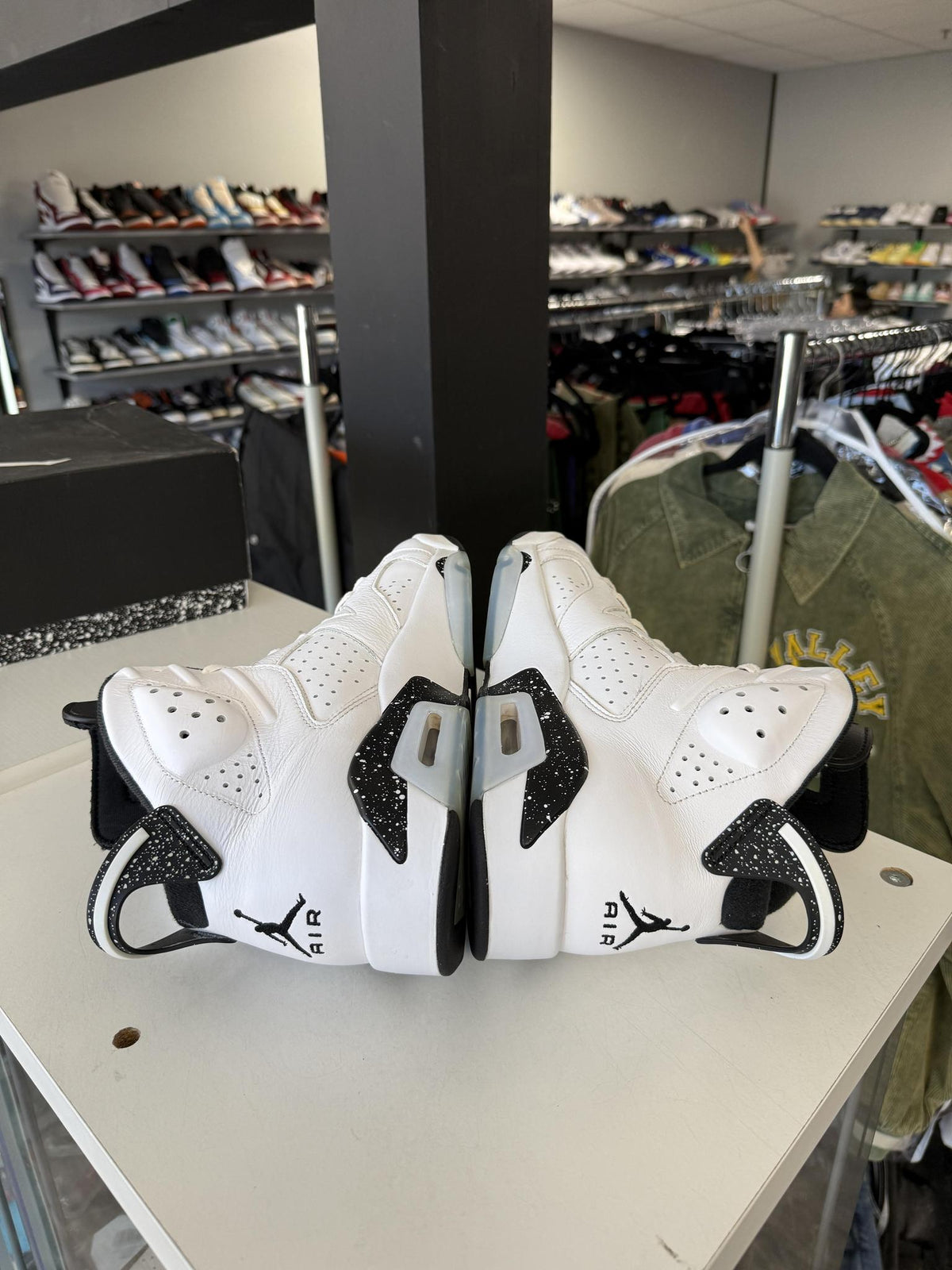 Jordan 6 "Reverse Oreo" Used Size 12