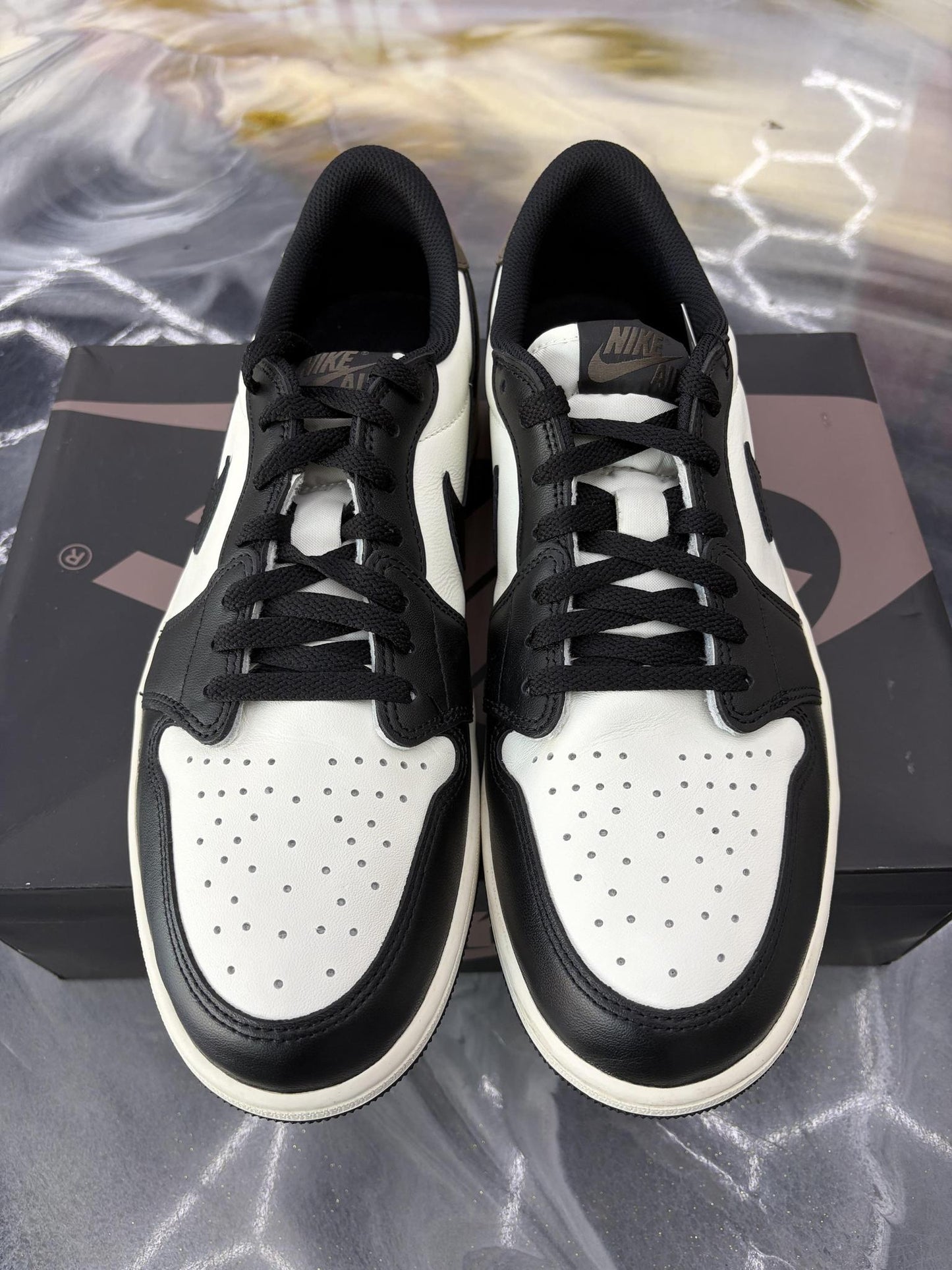 Jordan 1 Low "Mocha" Used Size 13