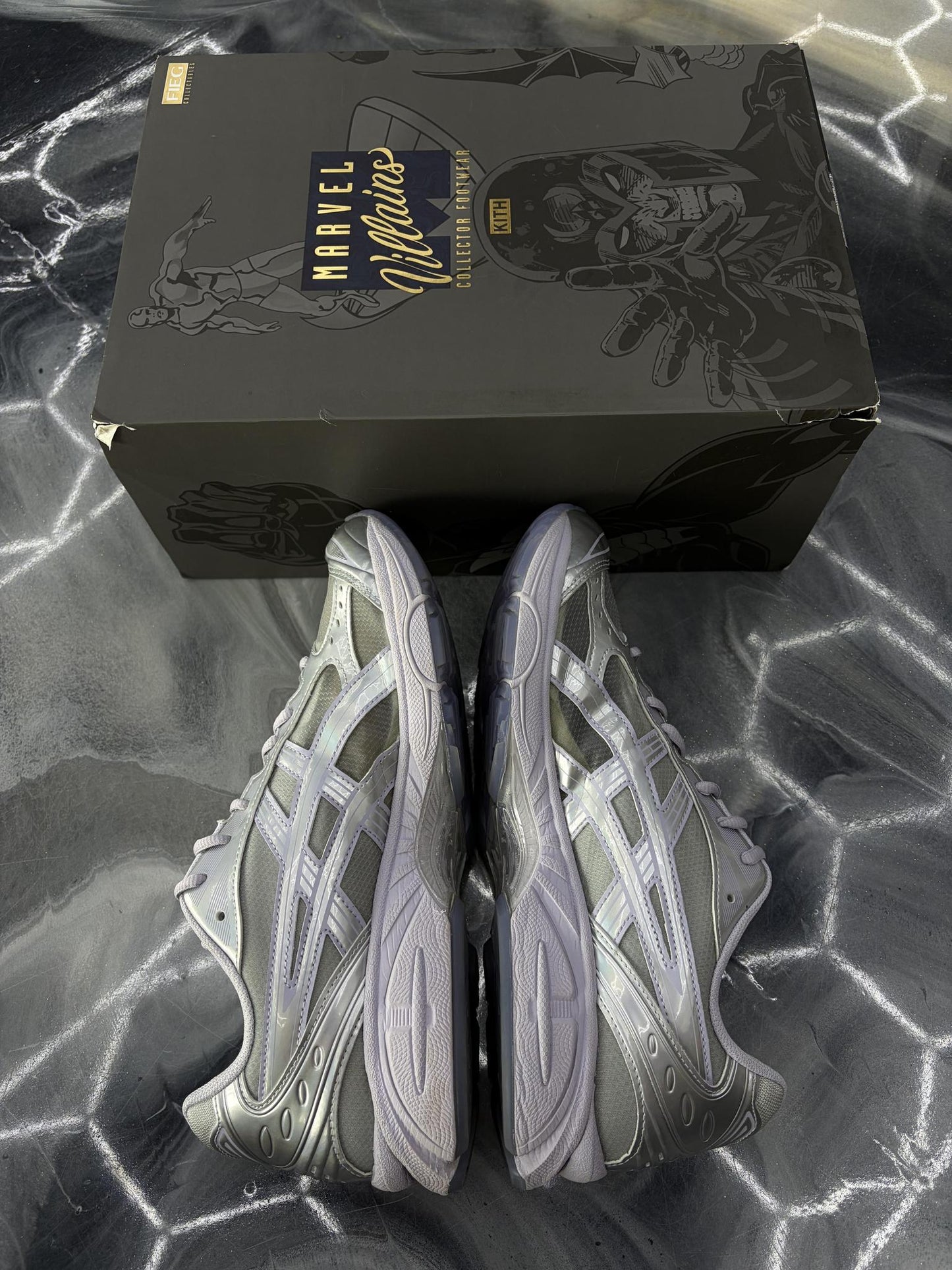 Asic Gel Kayano "Silver Surfer" Used Size 11.5