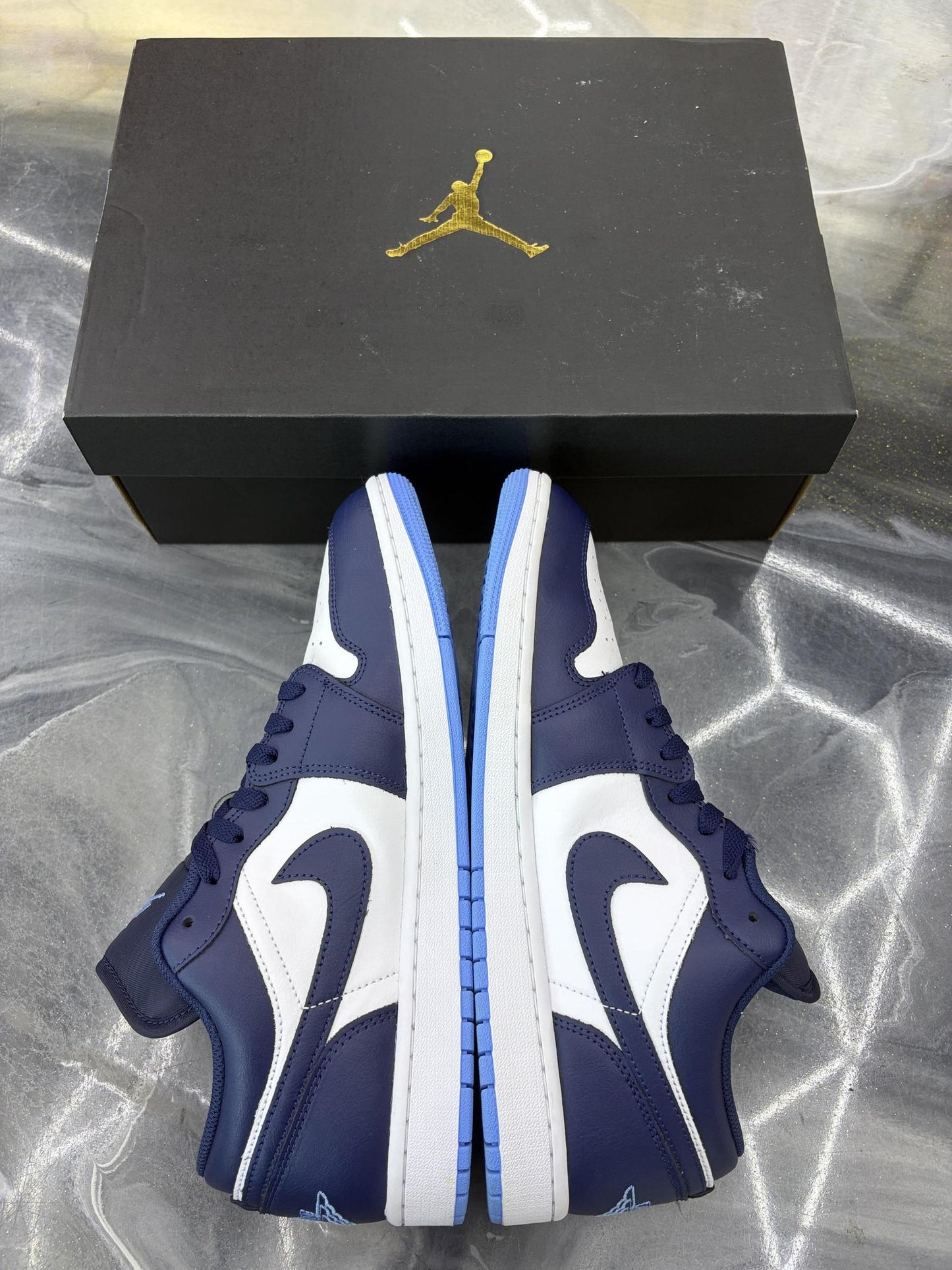 Jordan 1 Low "Midnight Navy" Used Size 11