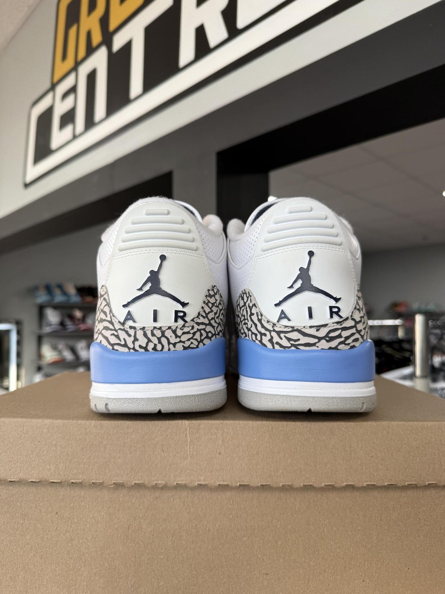 Jordan 3 "UNC" Used Size 14
