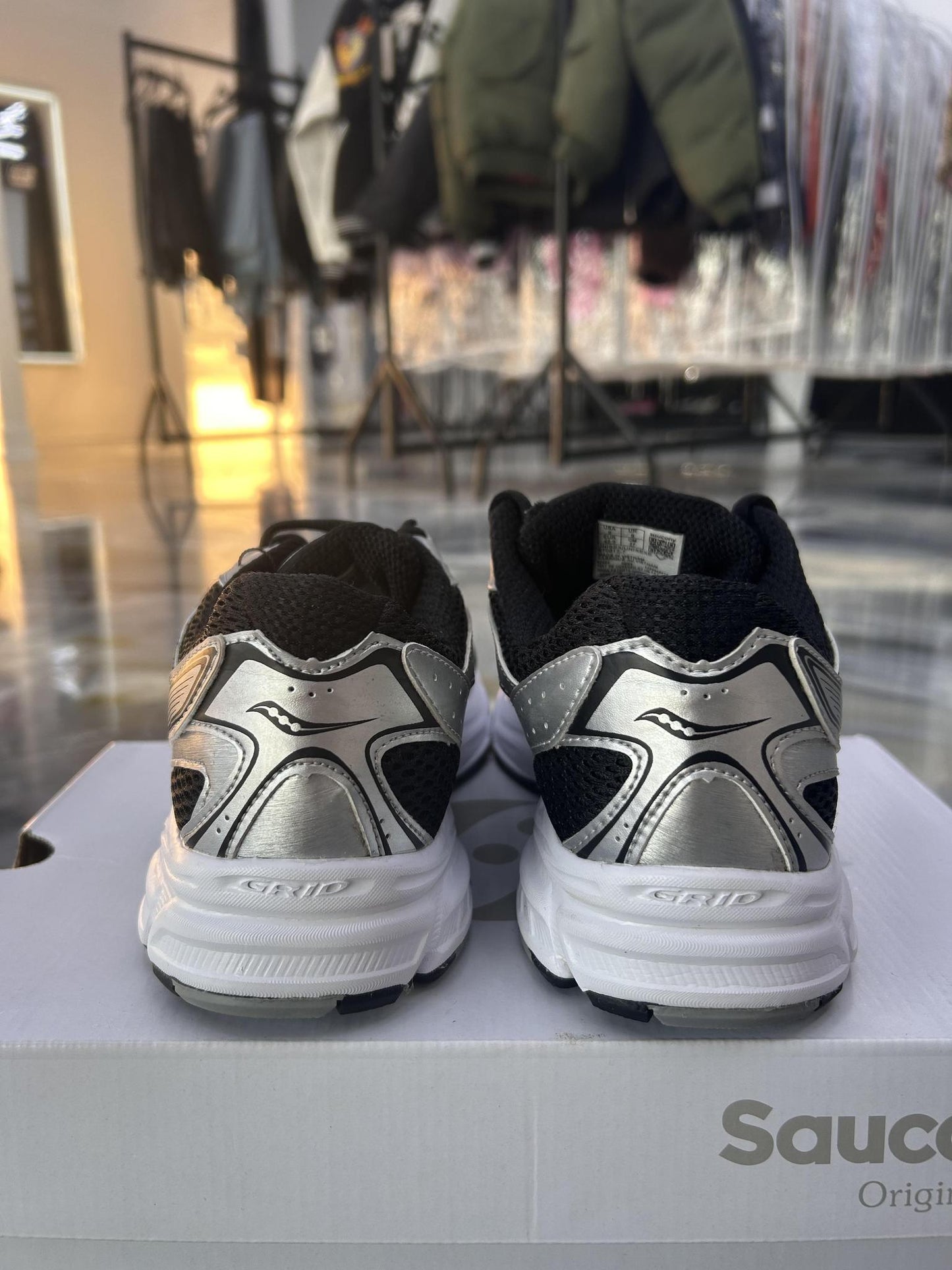 Saucony Grid Ride Millennium Used Size 9