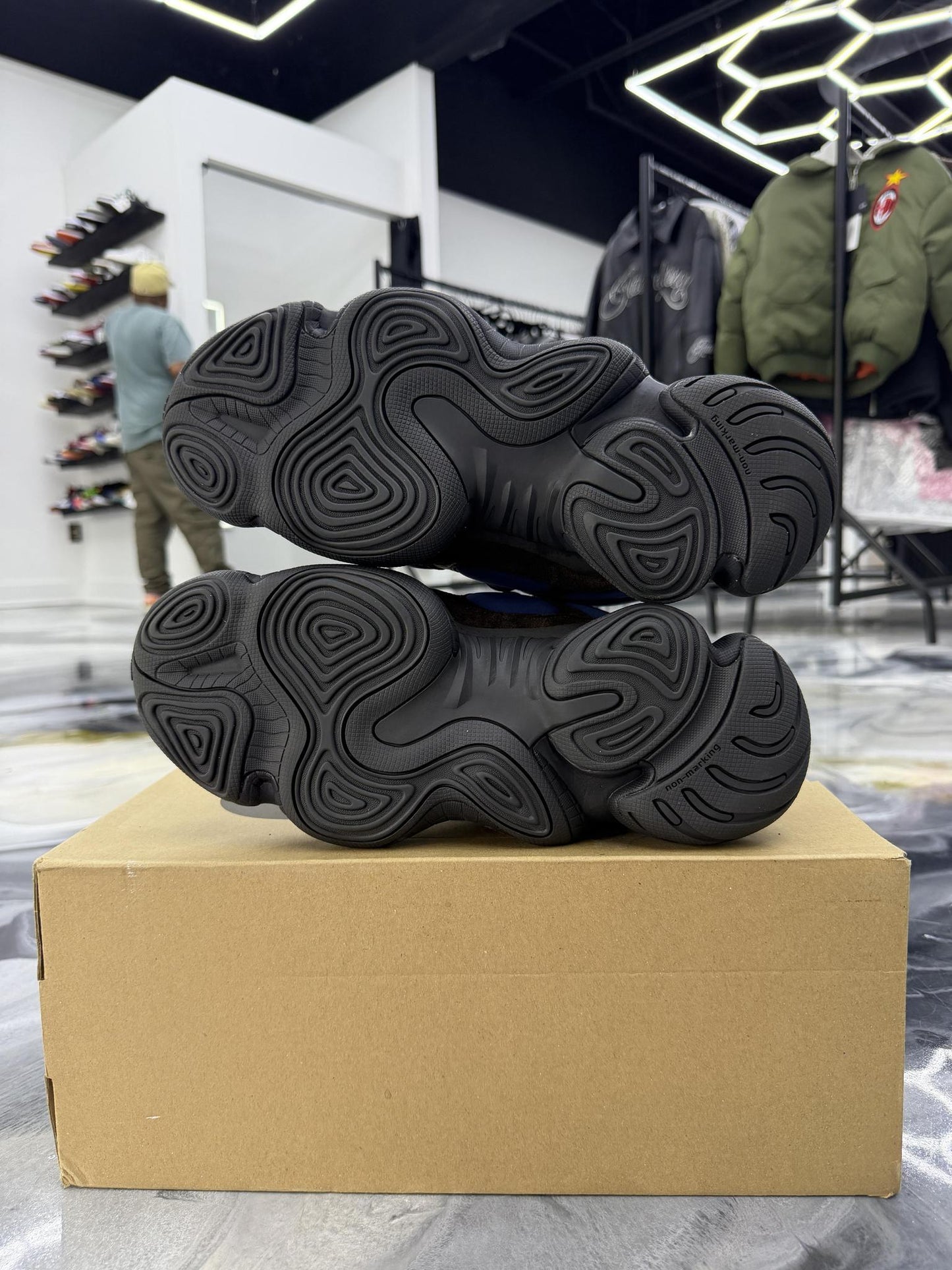 Yeezy 500 High "Tyrian Blue" Used Size 10
